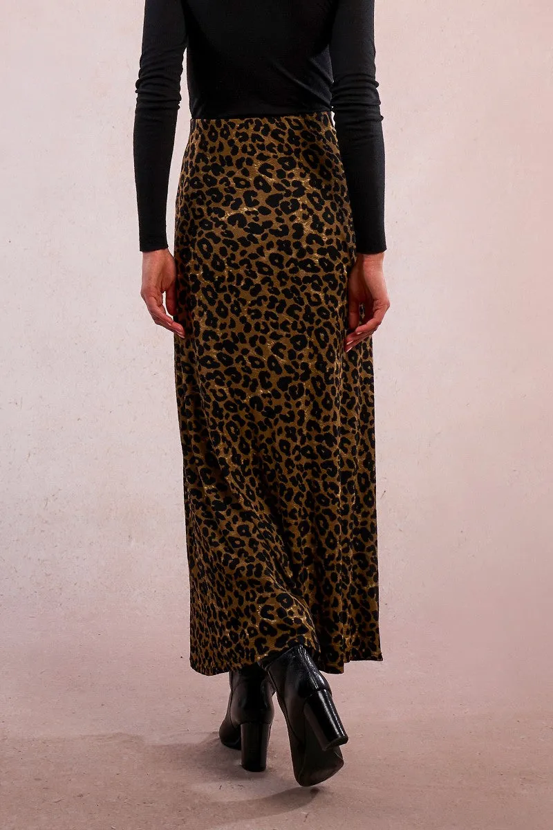 Global Inspiration Leopard Knit Maxi Skirt in Khaki