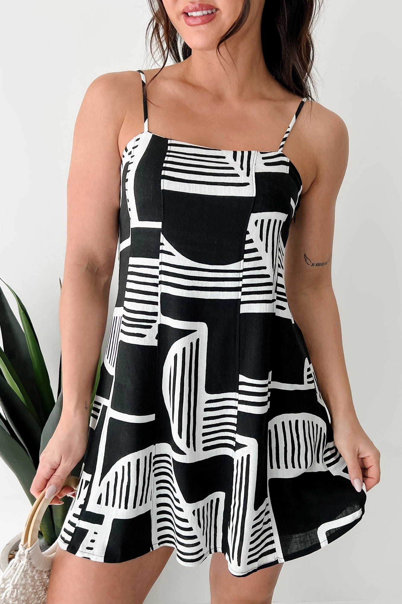 Outfit Boost Let's Explore Sleeveless Abstract Mini Dress (Black)
