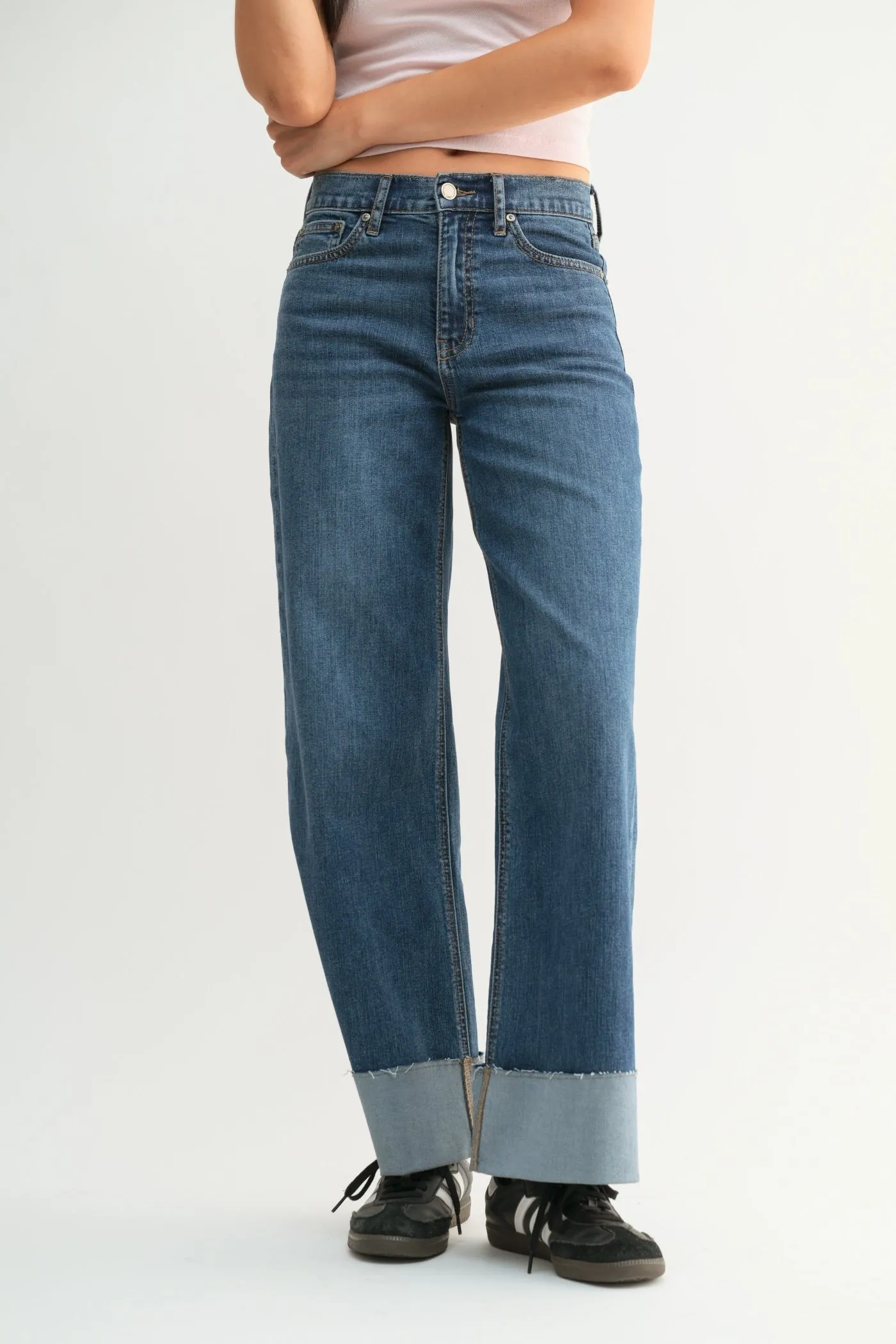 LILY VINTAGE CUFFED JEANS Timeless Design