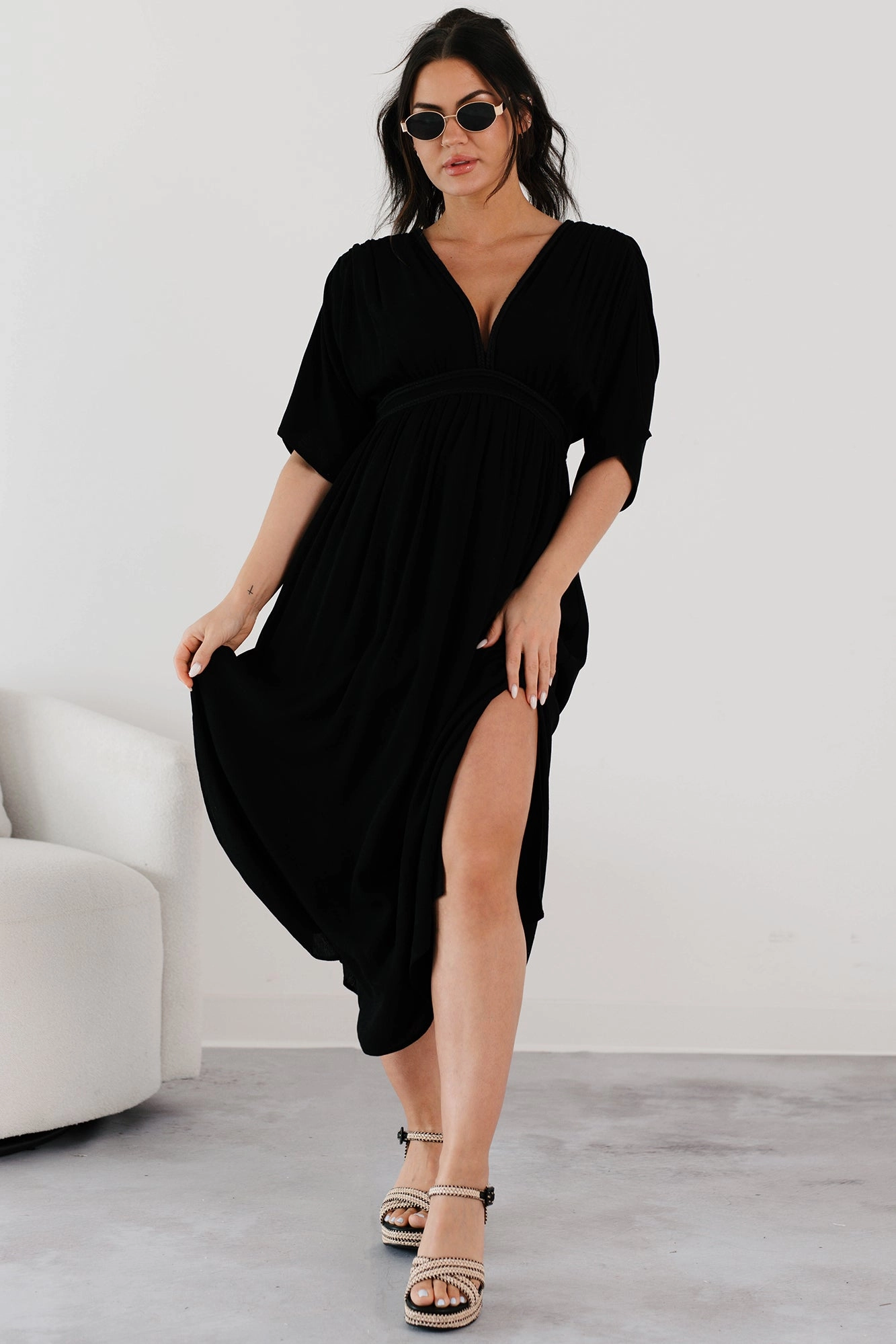 Stylish Feel Loose and Free V Neck Maxi Dress (Black)