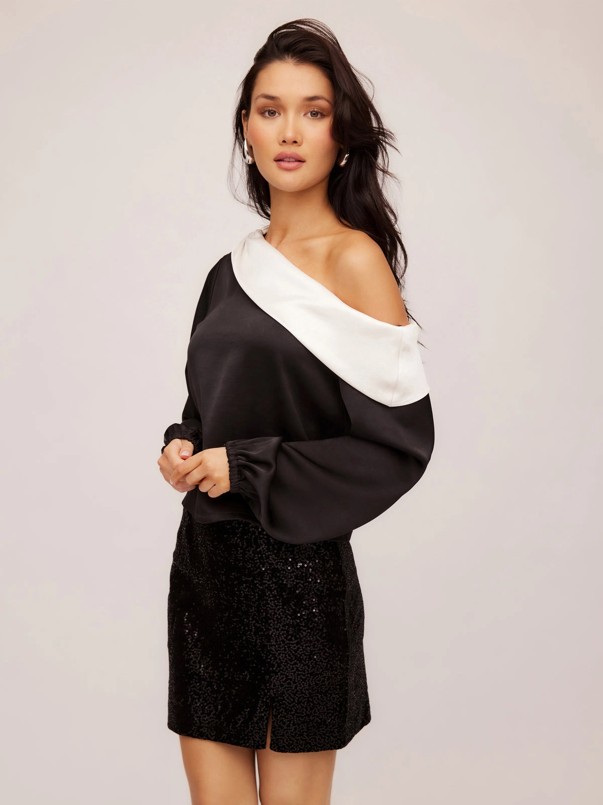 Marisa One Shoulder Top in Black HighDensity Weave WrinkleFree Structure