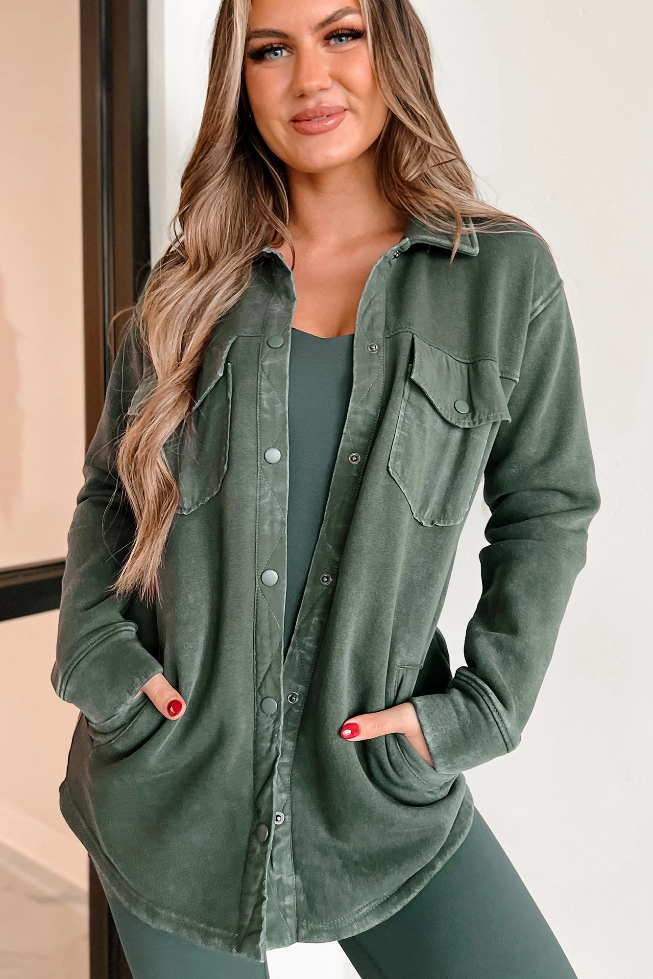 Bold Design QuickDry Technology Keeping Positive Snap Button Shacket (Deep Forest)