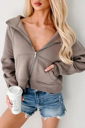 Slim Silhouette suitable for beach vacations Miles Ahead Zip-Up Hoodie (Mocha)