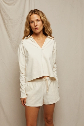Non Restrictive Fit Alison Jersey Collard Shirt in Bright Ivory