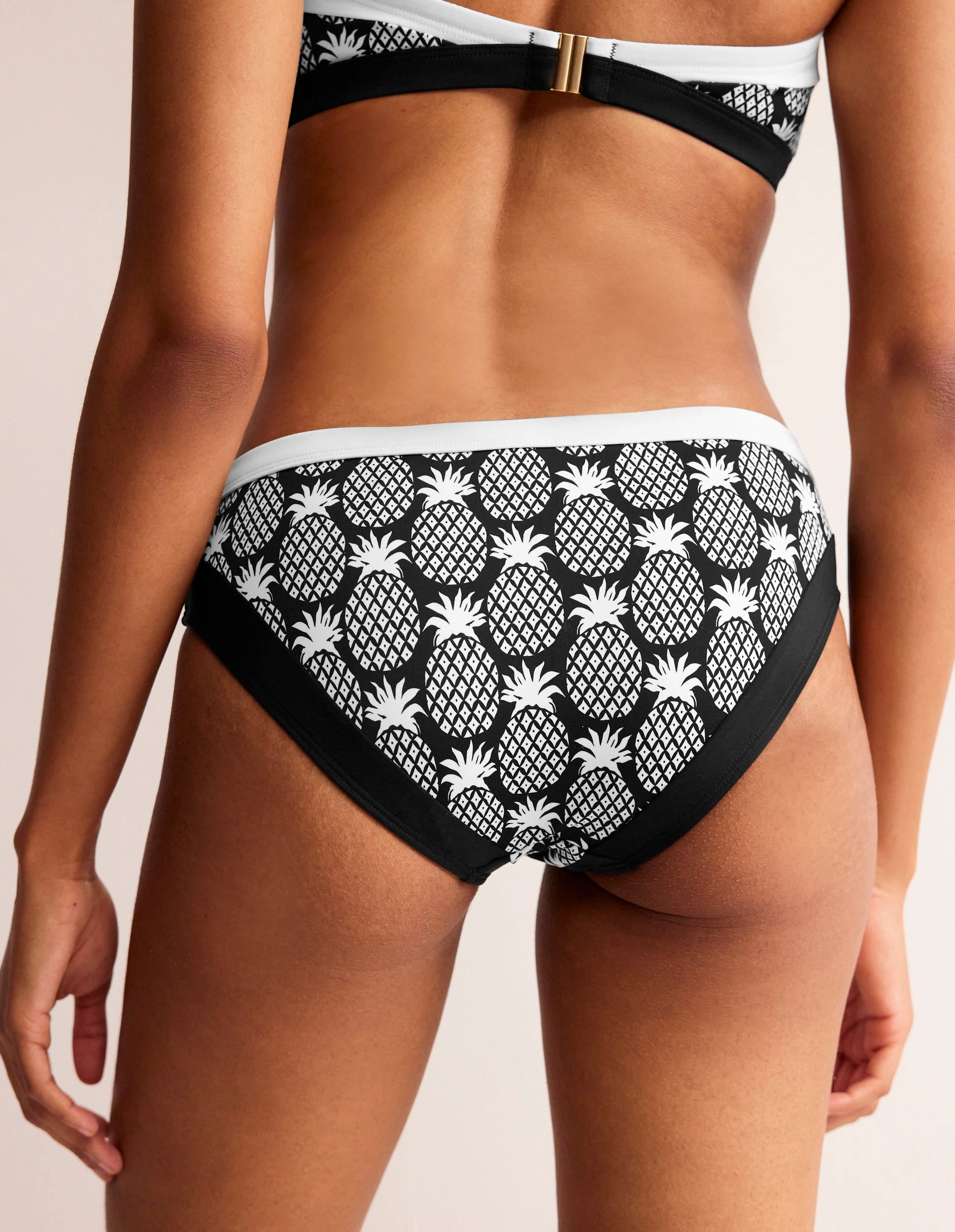 Non Clasp Straps Santorini Bikini Bottoms-Black, Pineapple Geo