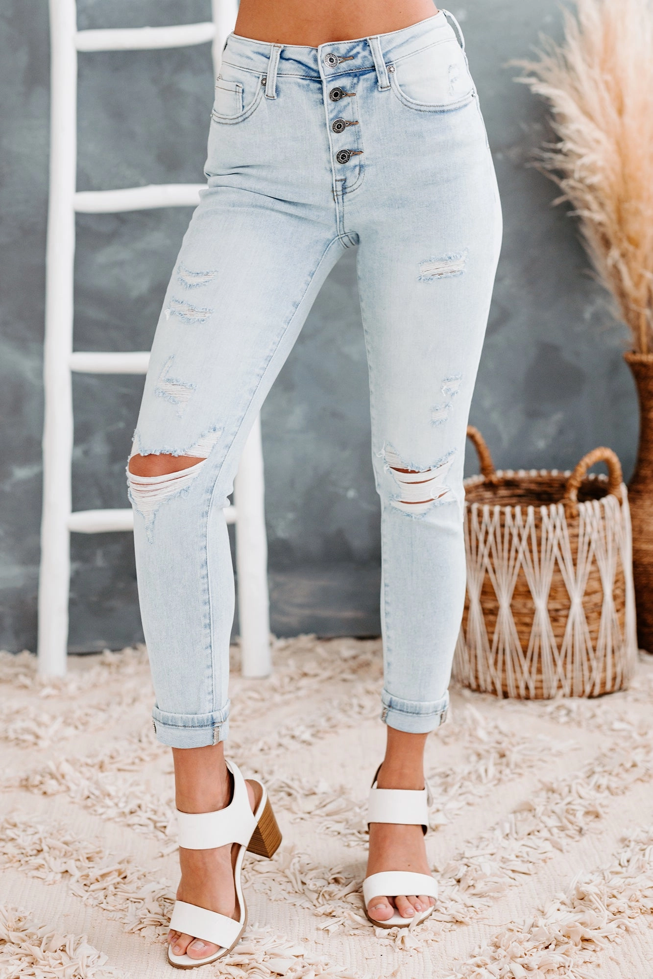 Long Sleeve Polo Reflective Accent Stripes Moment Of Truth Risen Mid-Rise Distressed Button-Fly Skinny Jeans (Light)