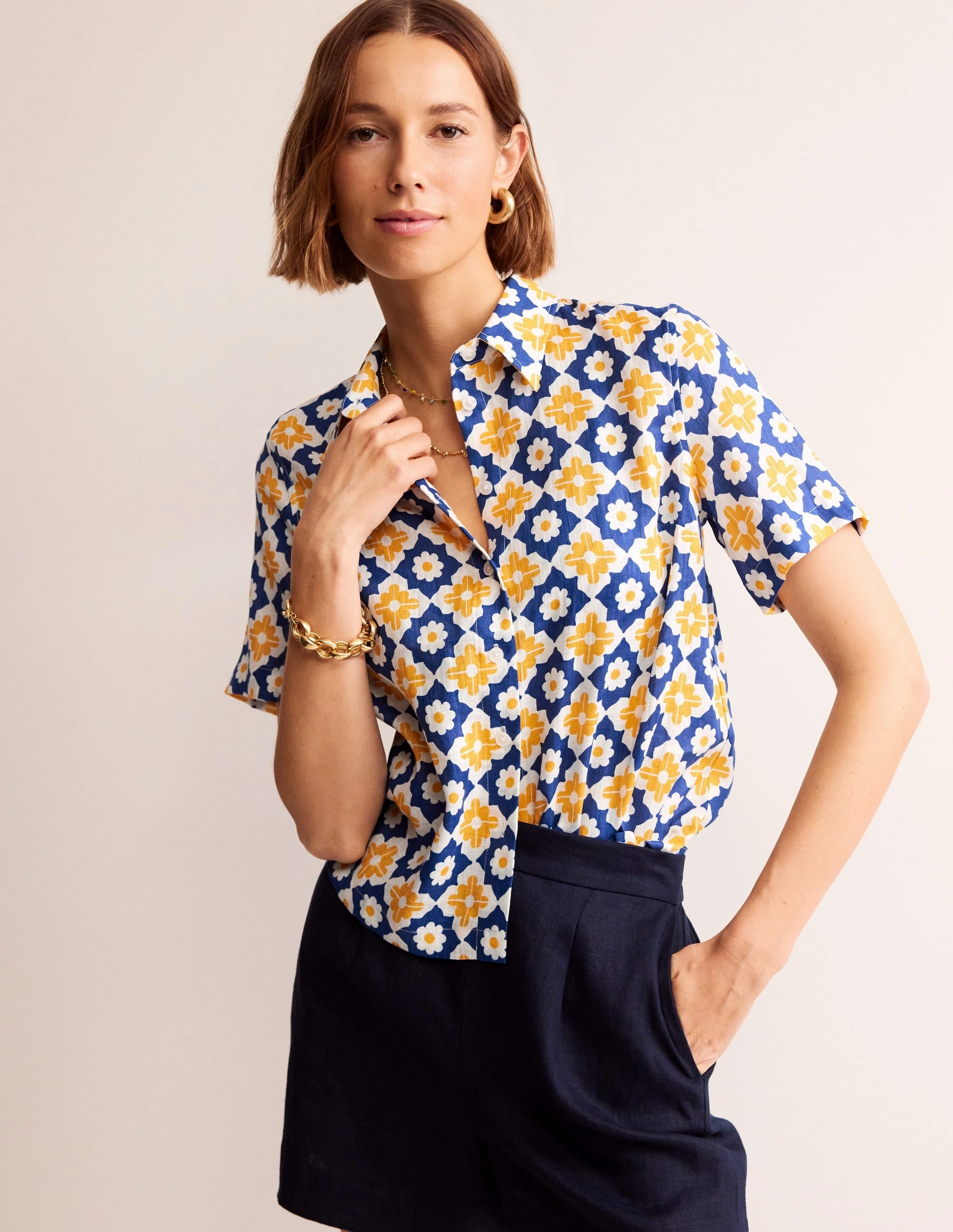 Hazel Short Sleeve Linen Shirt-Surf The Web, Geometric Stamp Cozy Fit