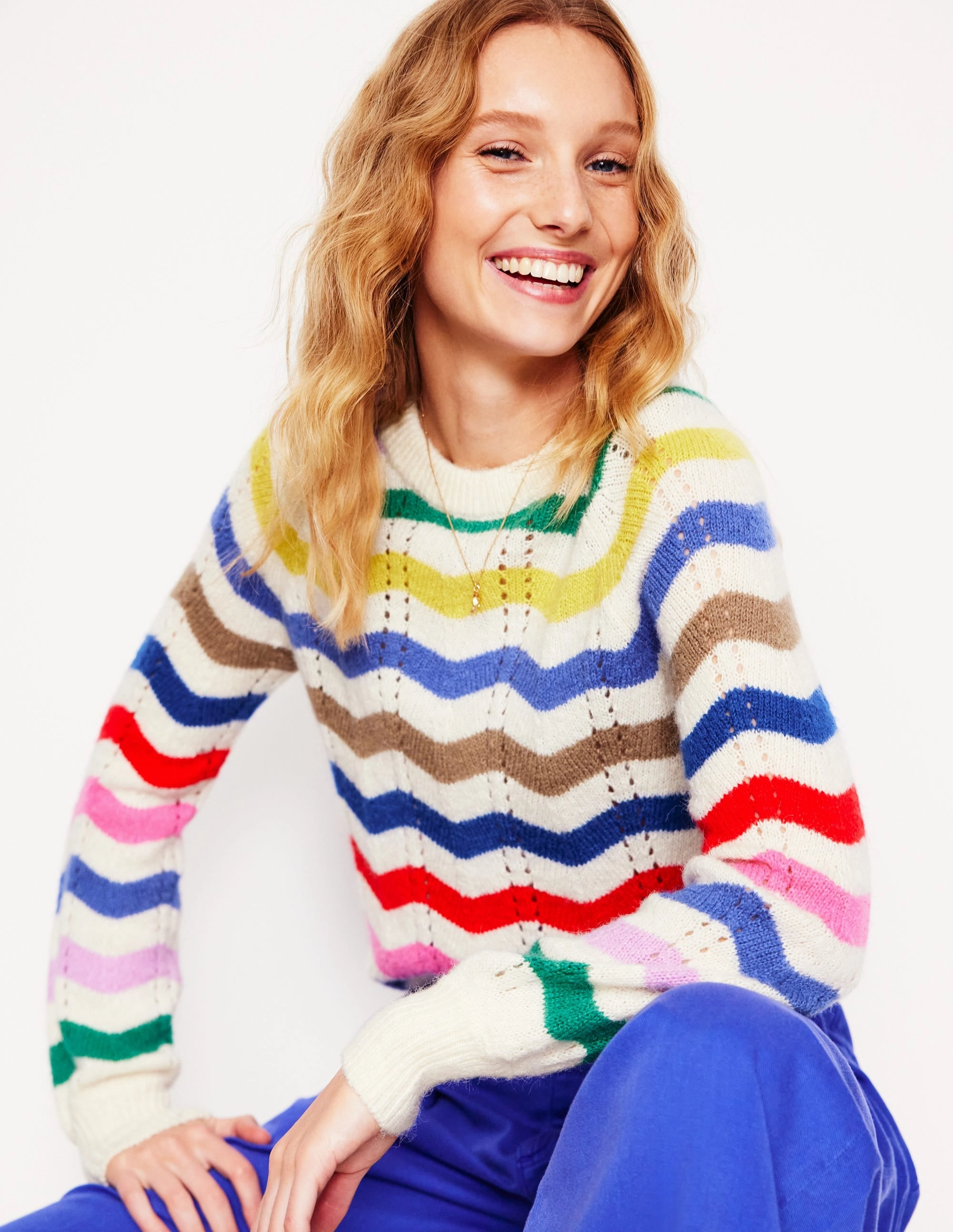 Stay Cozy Elastic hem Alice Fluffy Raglan Jumper-Rainbow Wave