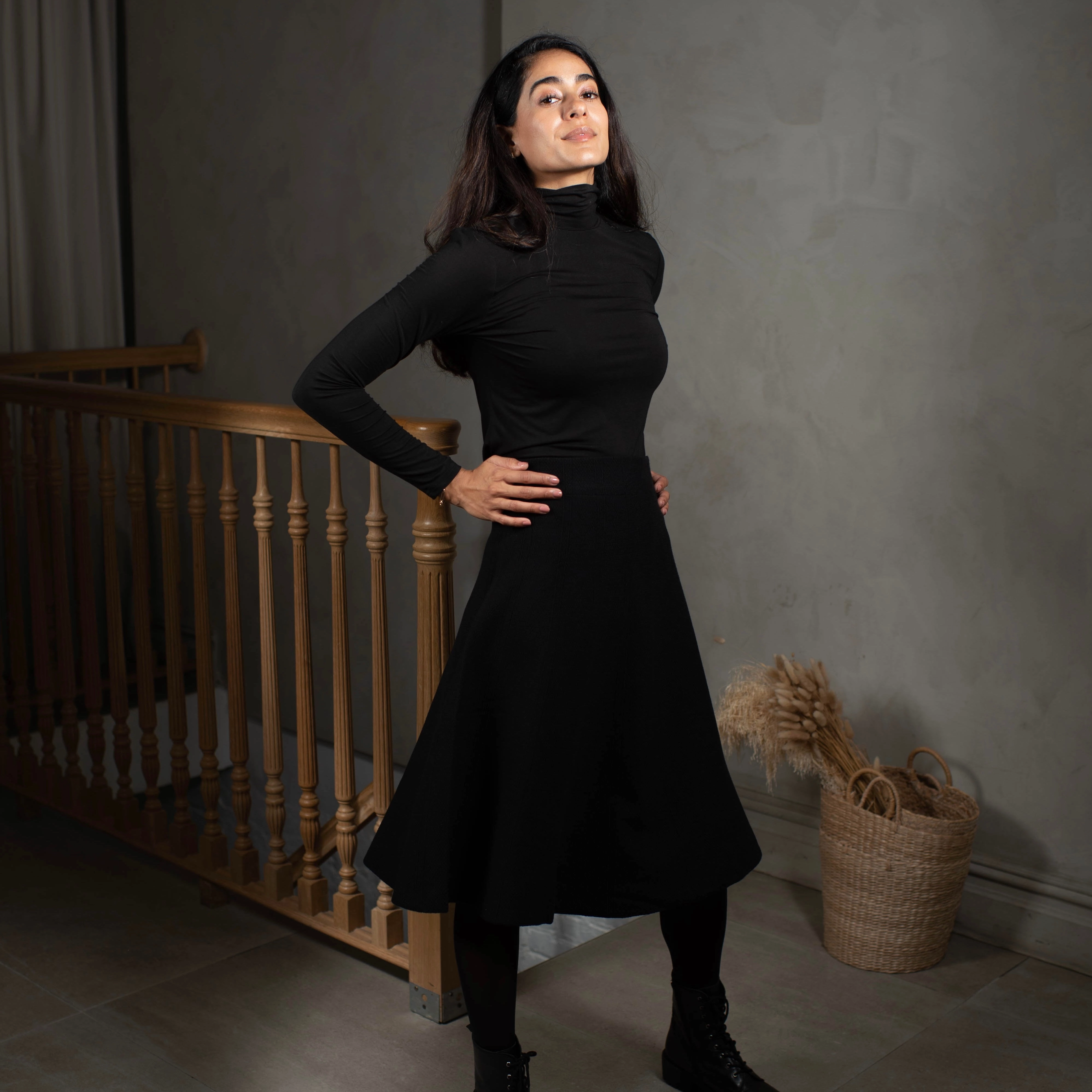 High Durability Material Layering Turtleneck | Black