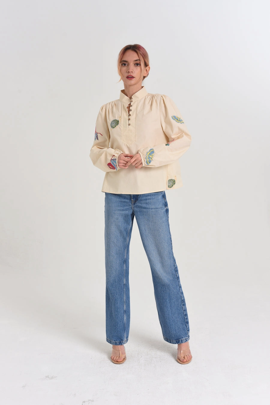 Emmy Embroidered Parkscape Top in Cream AntiPilling