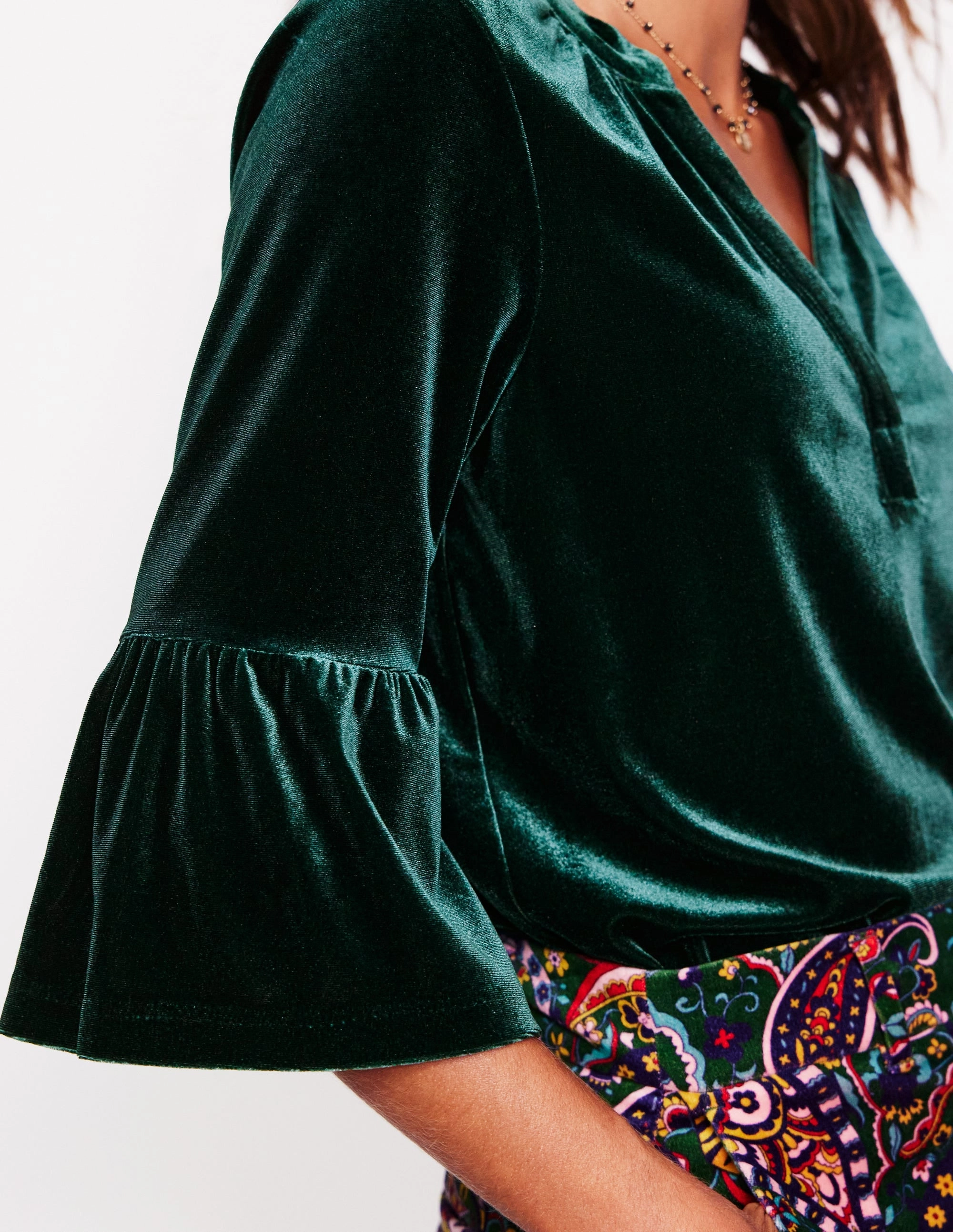 Notch Neck Frill Velvet Top-Glade FrictionResistant Trim Chic Sweater