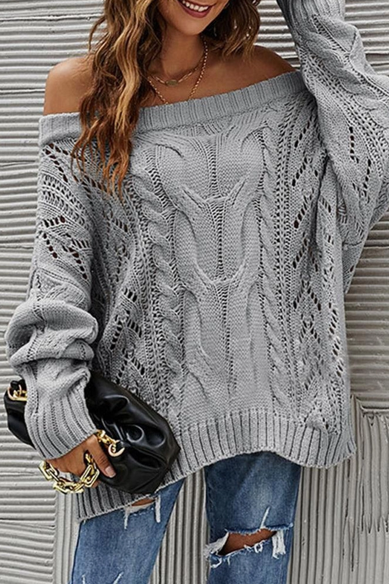OFF SHOULDER CABLE CHUNKY KNIT OVERSIZED SWEATER100% ACRYLICSIZE S(2)-M(2)-L(2)-XL(2)MADE IN CHINAWOMEN BLAZER Anti Pilling Technology