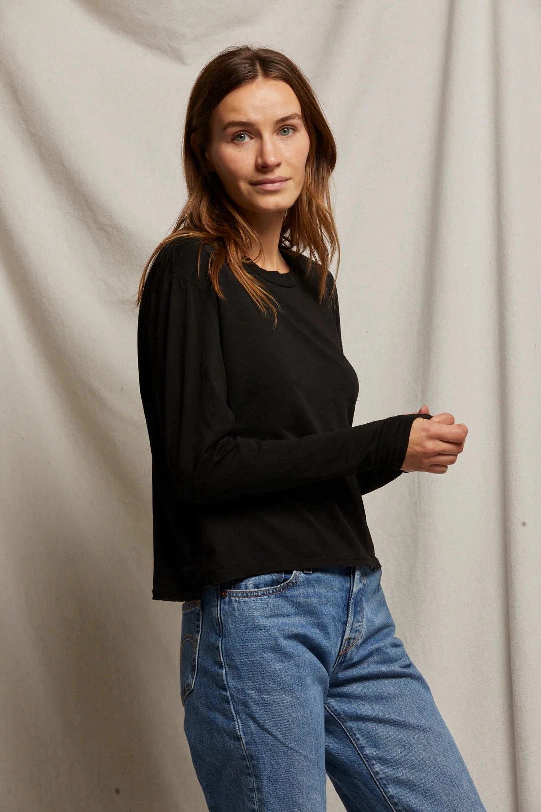 Breathable Construction Elasticated Hem Axel Long Sleeve Boxy Crew Tee in True Black