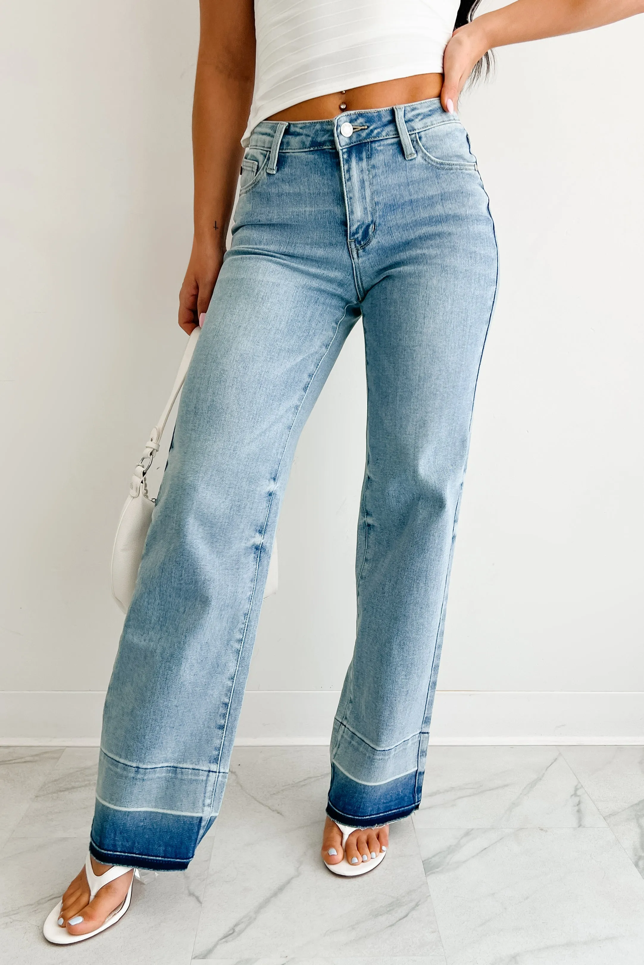 Smooth Creative Look Adult Fashion Style Focus Andrew Wide Leg Mid Rise Judy Blue Jeans (Light)
