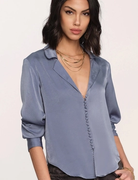 Maika Top in Sea QuickDry Low Profile Zipper Closure