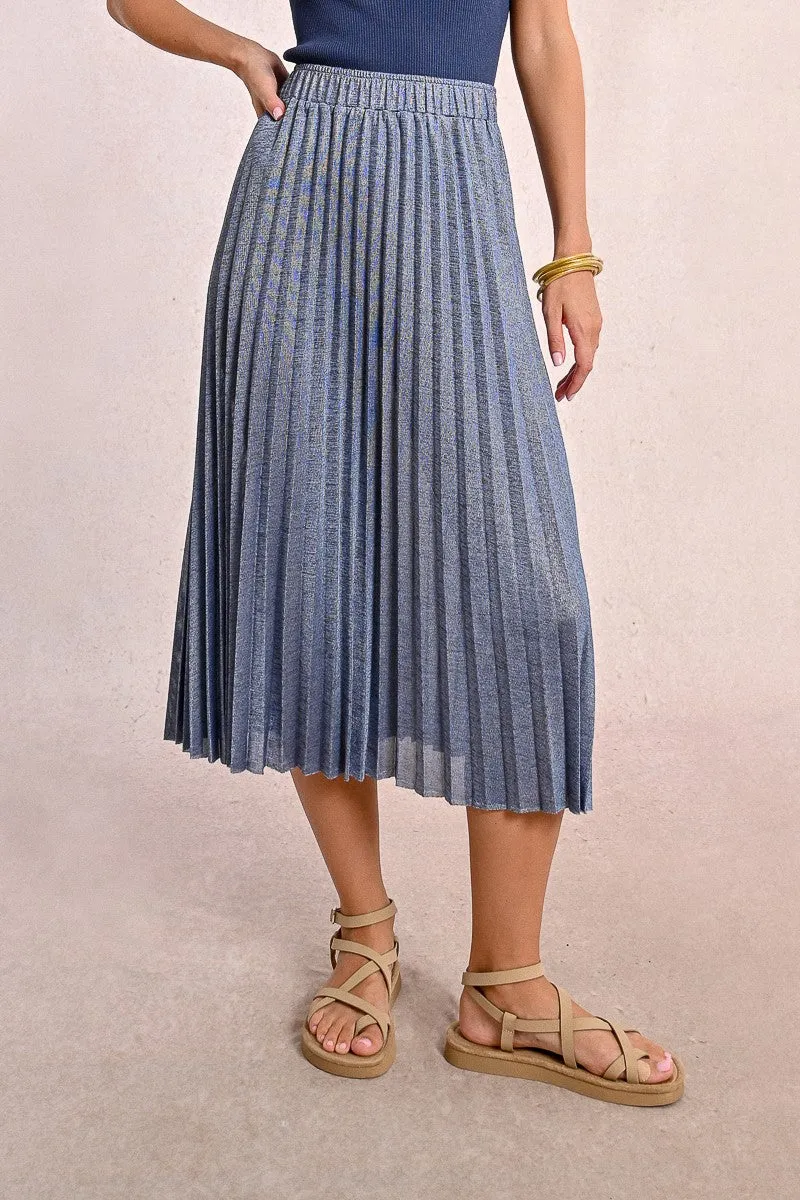 Vibrant Flow Ruching Details Pleated Knit Maxi Skirt in Iridescent Blue