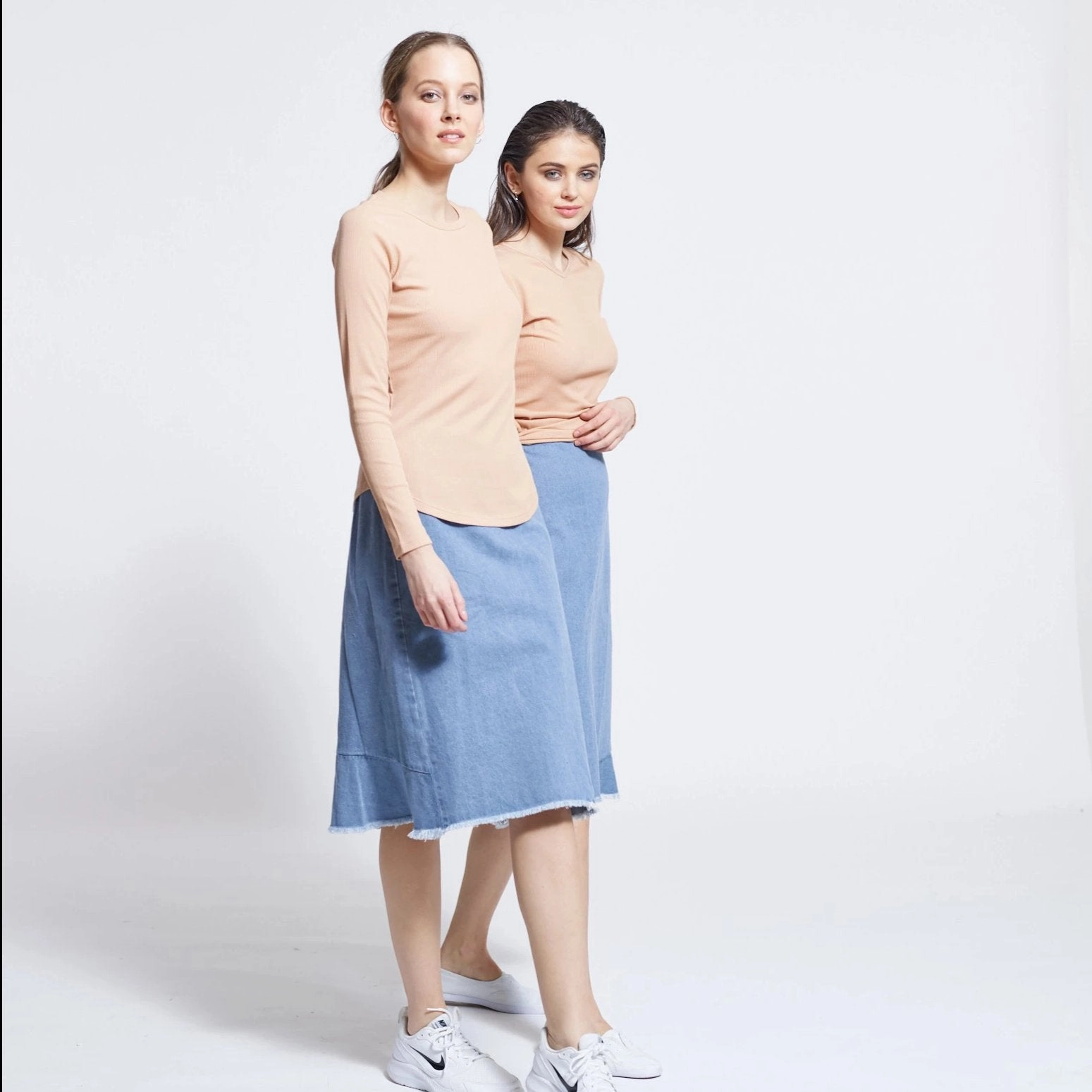 NonSlip Grip Tape Fashionable Tank Ribbed Crewneck Tee | Oatmeal