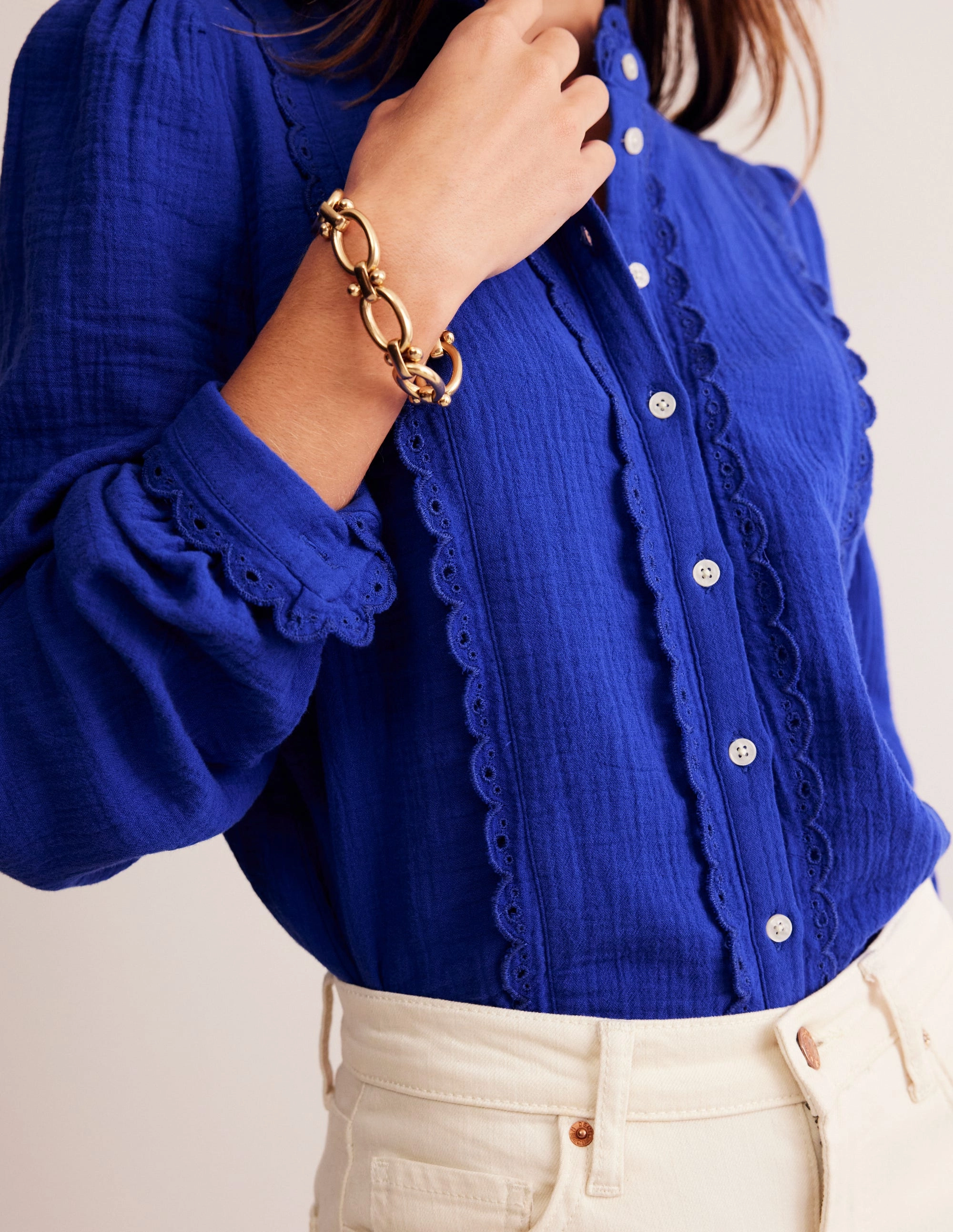 AntiPilling Technology Reinforced Hem Stitching Double Cloth Scallop Blouse-Bright Blue