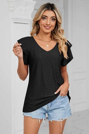 BreathableMeshPanel PUNCHING LACE CAKE PUFF V NECK T-SHIRTS