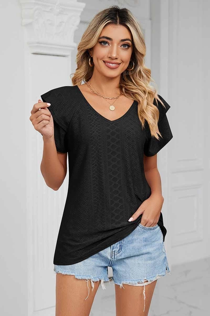 BreathableMeshPanel PUNCHING LACE CAKE PUFF V NECK T-SHIRTS