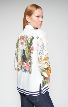 Tea Blouse in White Gatos Print LightweightConstruction DoubleLayeredFabric