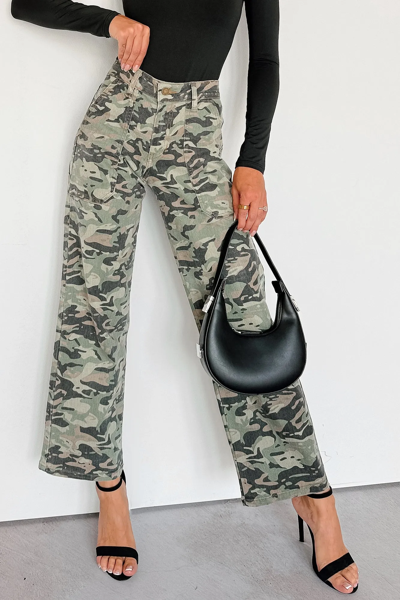 Flowing Design Thermal regulation Copernicus Camo Print Straight Leg Carpenter Jeans (Camo)