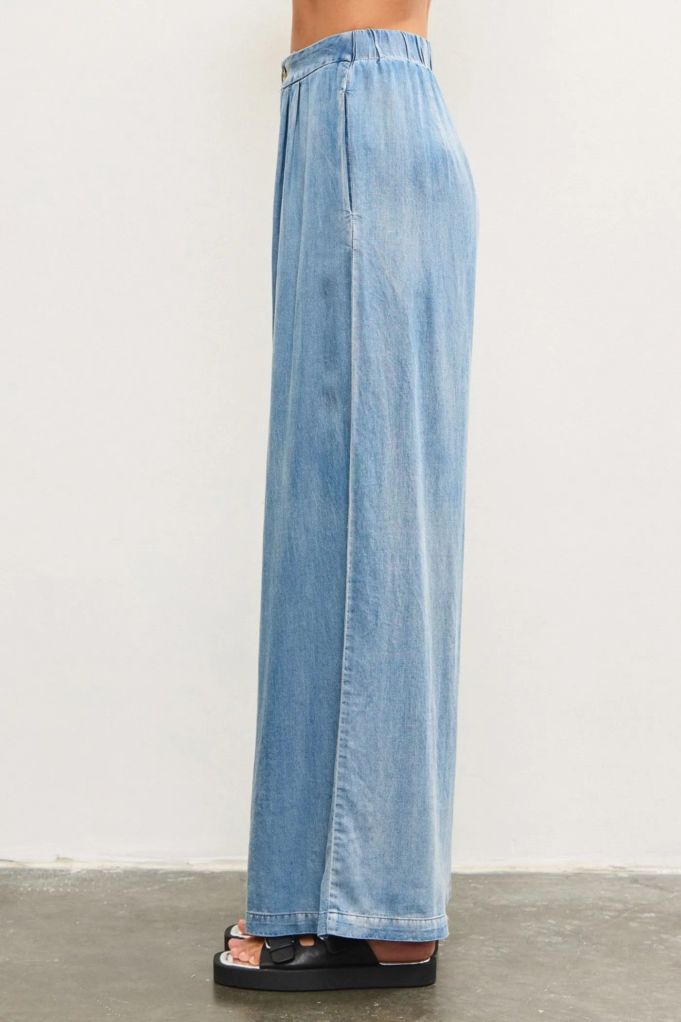 MADDIE DENIM WIDE-LEG PANTS Non Slip Waistband