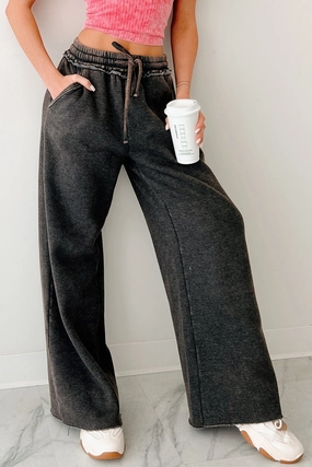 Relaxing Away Wide Leg Sweatpants (Ash Black) Office Look