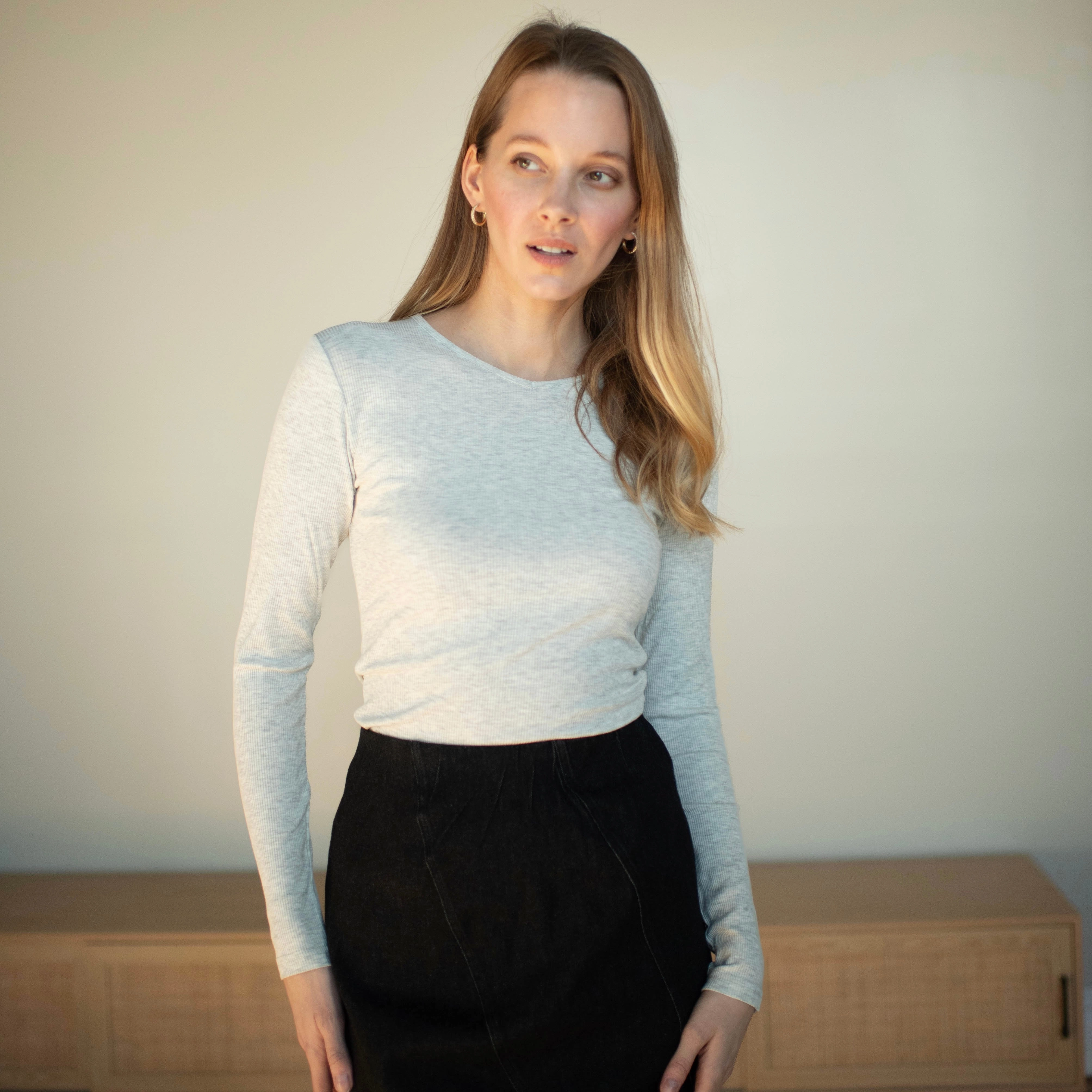 Ribbed V-neck Tee | Light Gray EcoFriendly Dye