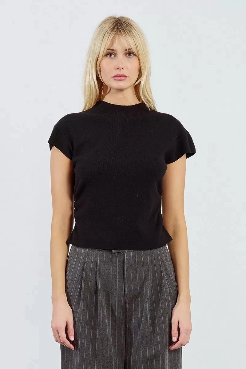 Unstructured Fit Interlock Stitching Ruched Short Sleeve Sweater in Black