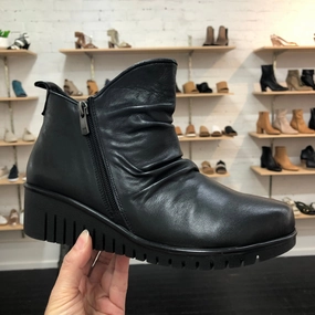 Sala Foley ~ Black ~ Coconut/Tan ~ Leather Boot