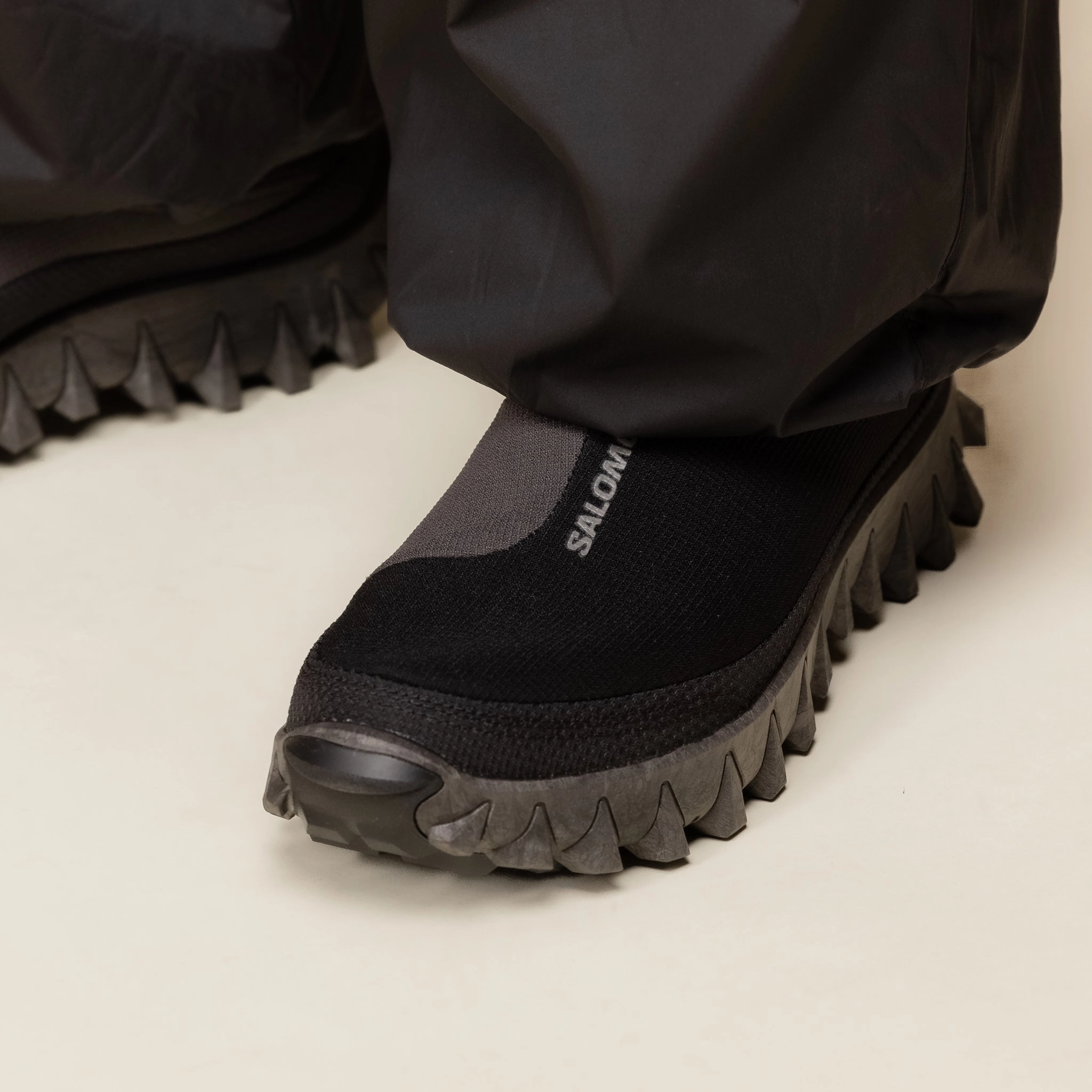 Salomon - Snowclog - Black / Black / Asphalt