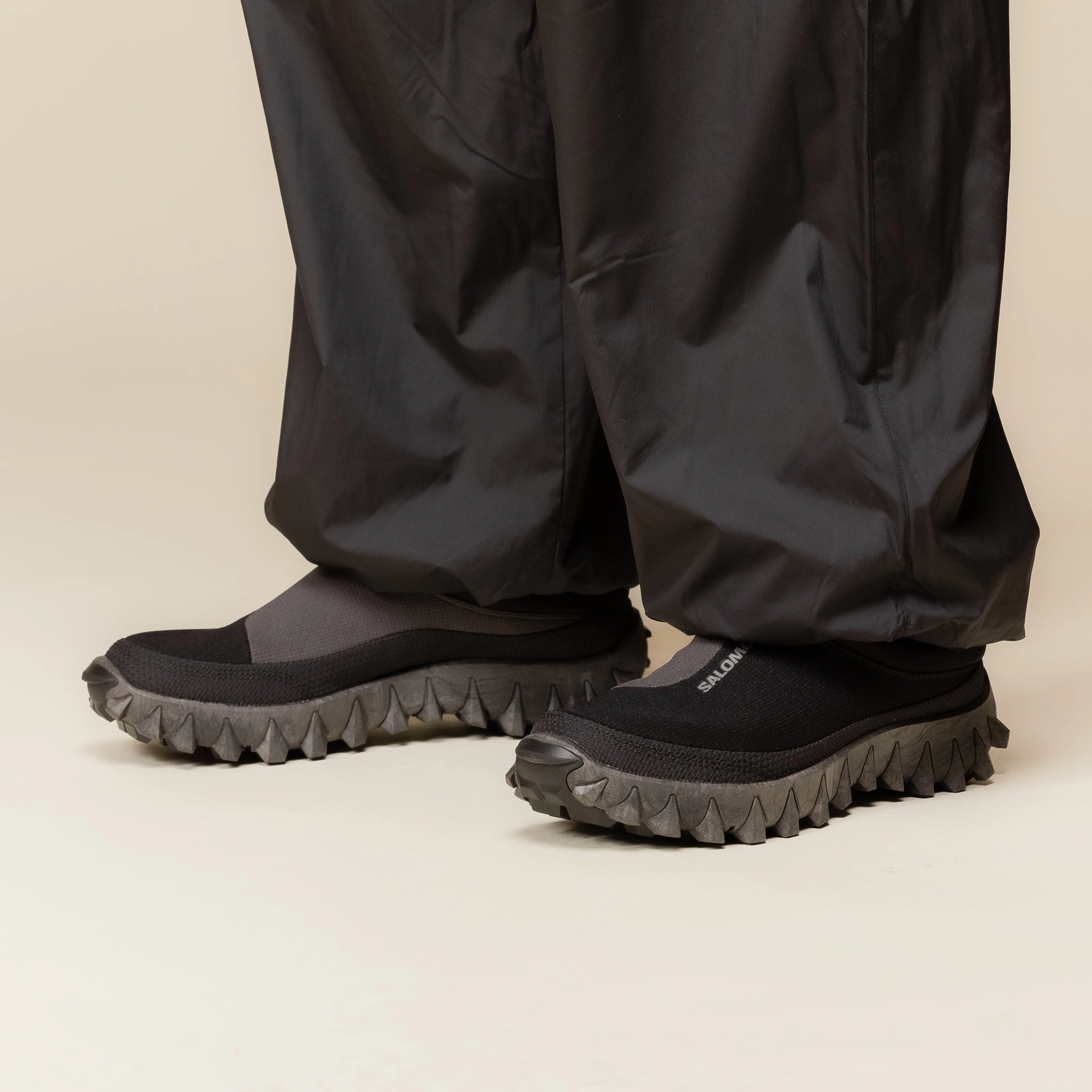 Salomon - Snowclog - Black / Black / Asphalt