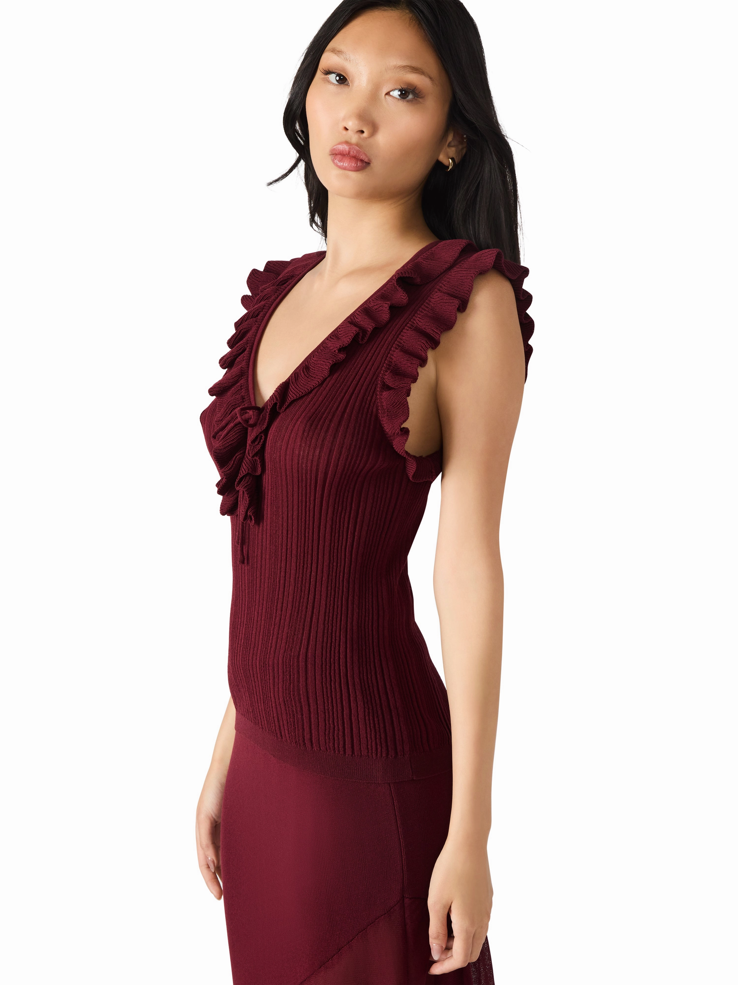 Ergonomic Shoulder Shape AntiPill Finish Nataly Sweater in Wine