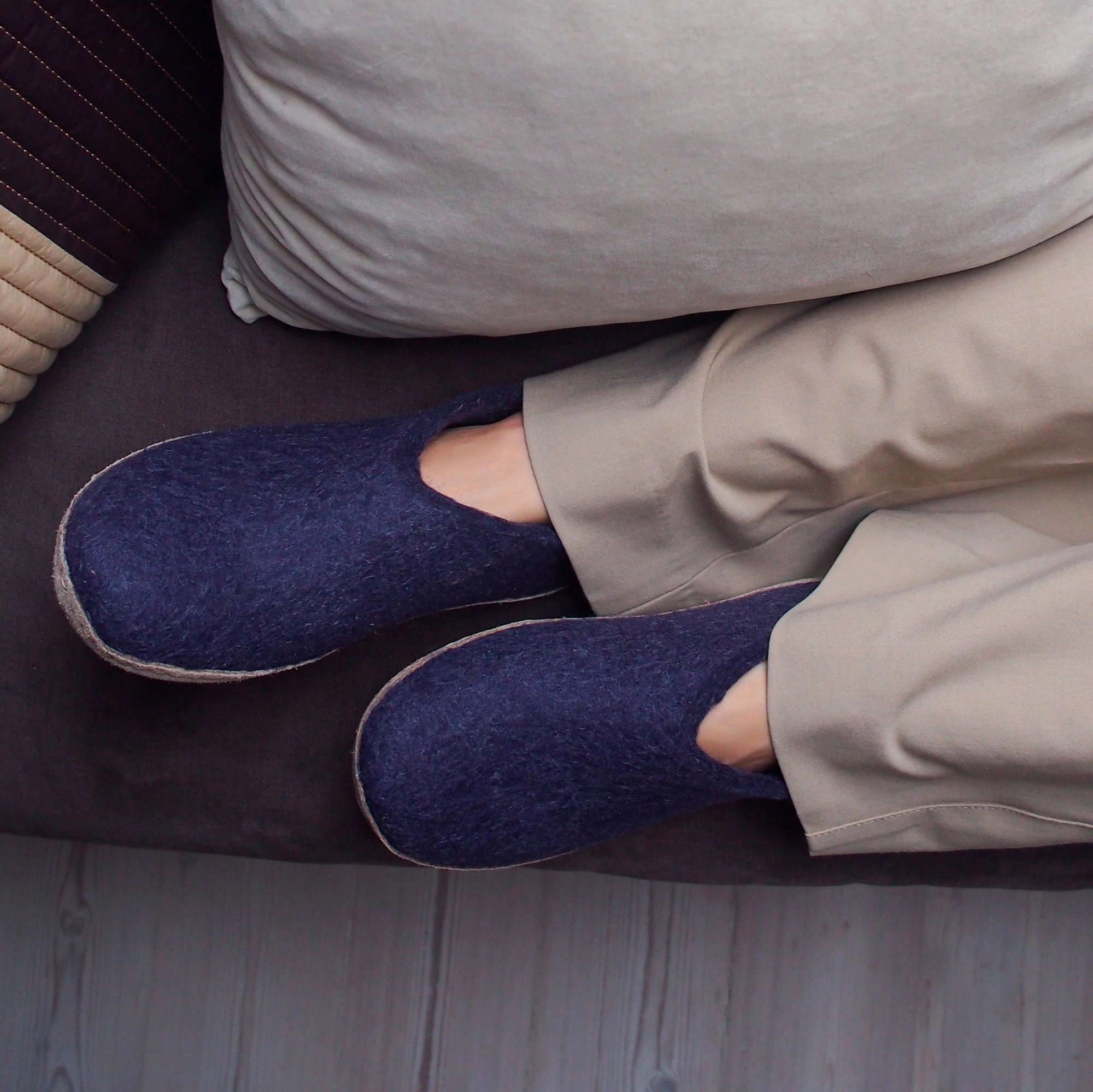 Shoe with leather sole - Purple