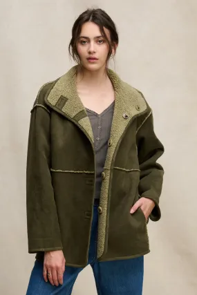 Shona Reversible Sherpa Jacket in Thicket Reinforced Stitching