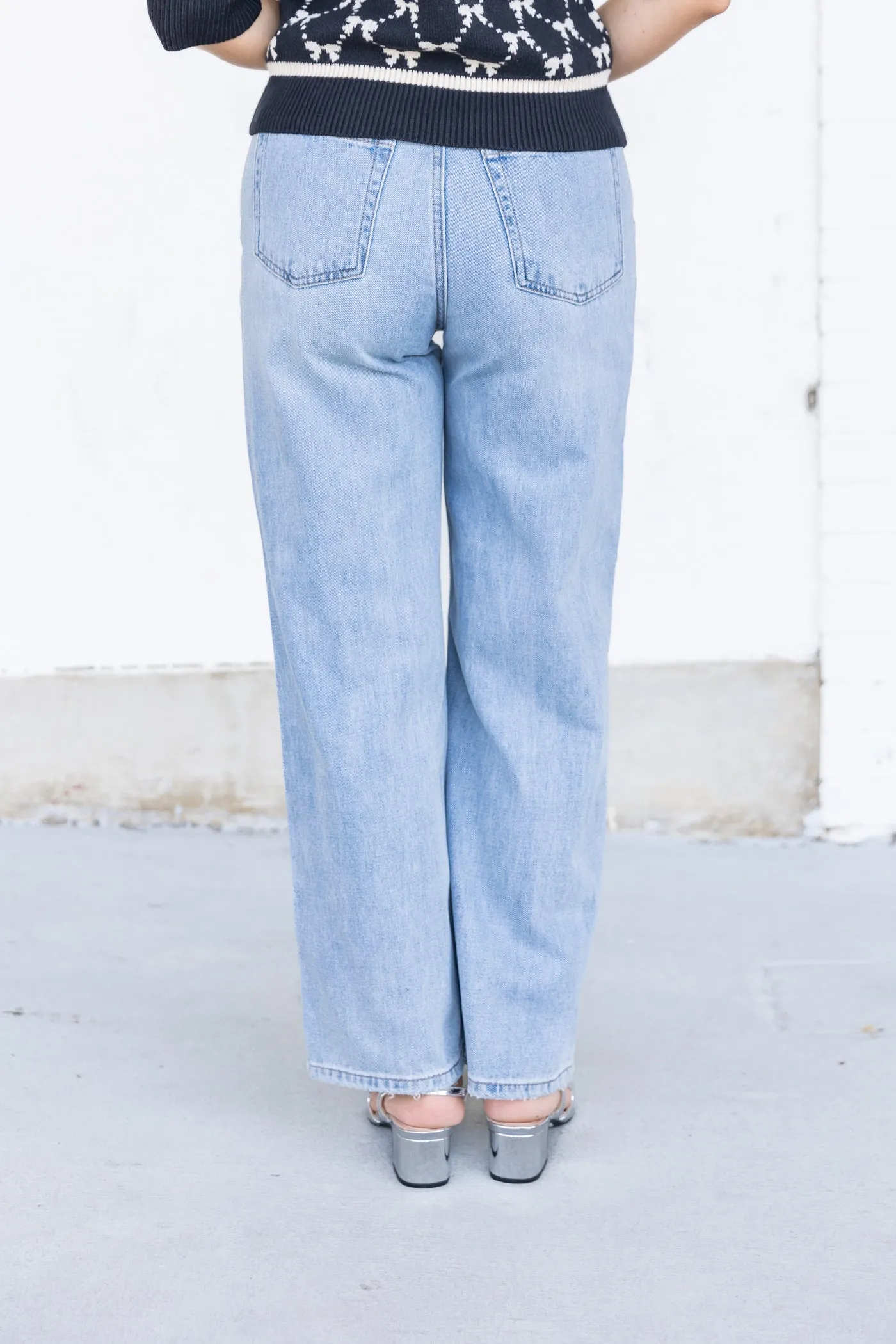 Smooth Lightweight All weather MARY KATE SLOUCHY JEANS