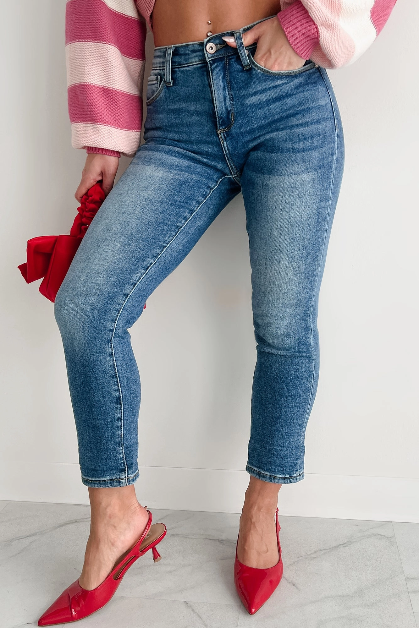 Lightweight Material OdorControl Technology Ashley Mid Rise Tummy Control Special A Slim Boyfriend Jeans (Dark)