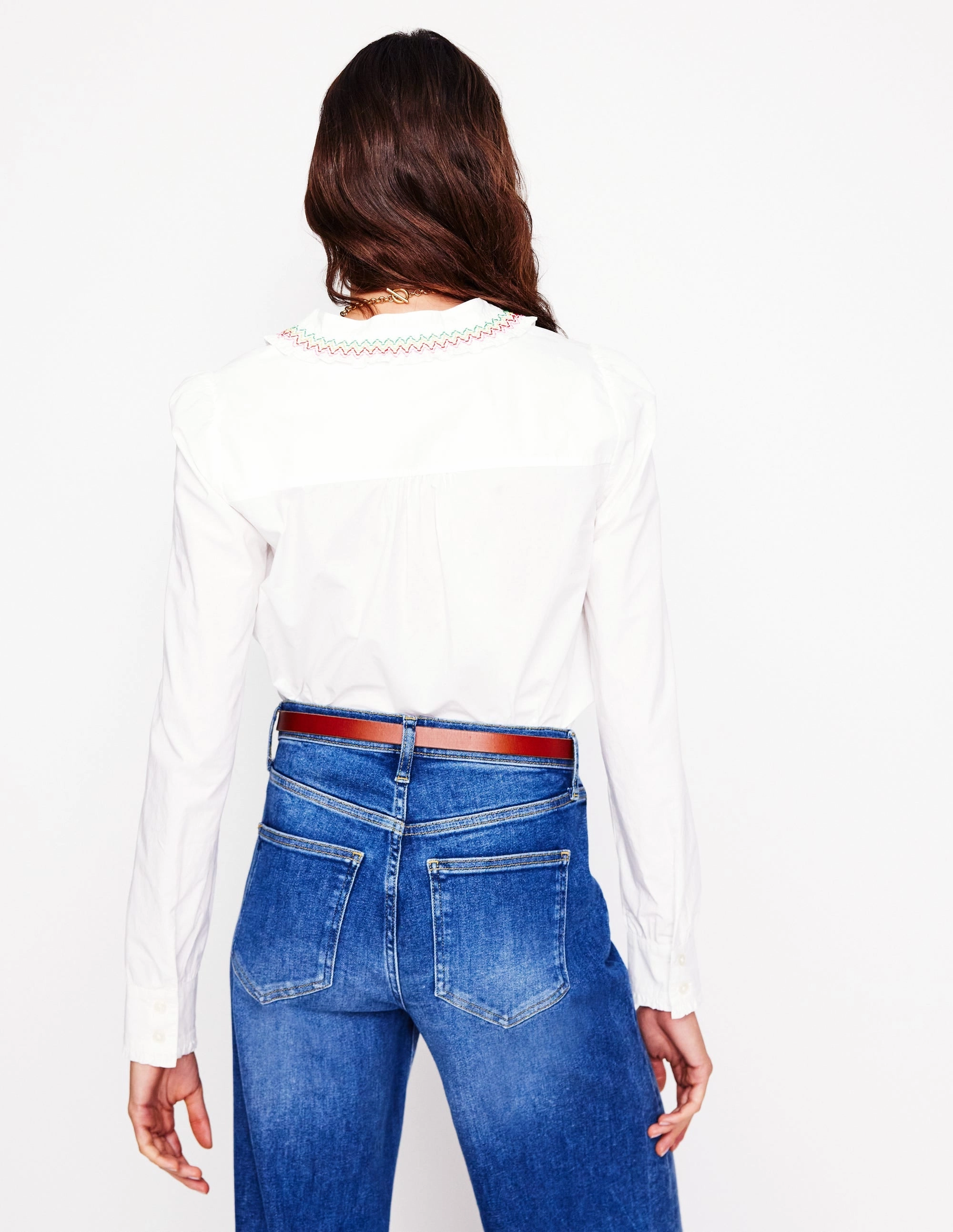 WrinkleFree Finish Smocked Neck Shirt-White, Multi Stitching