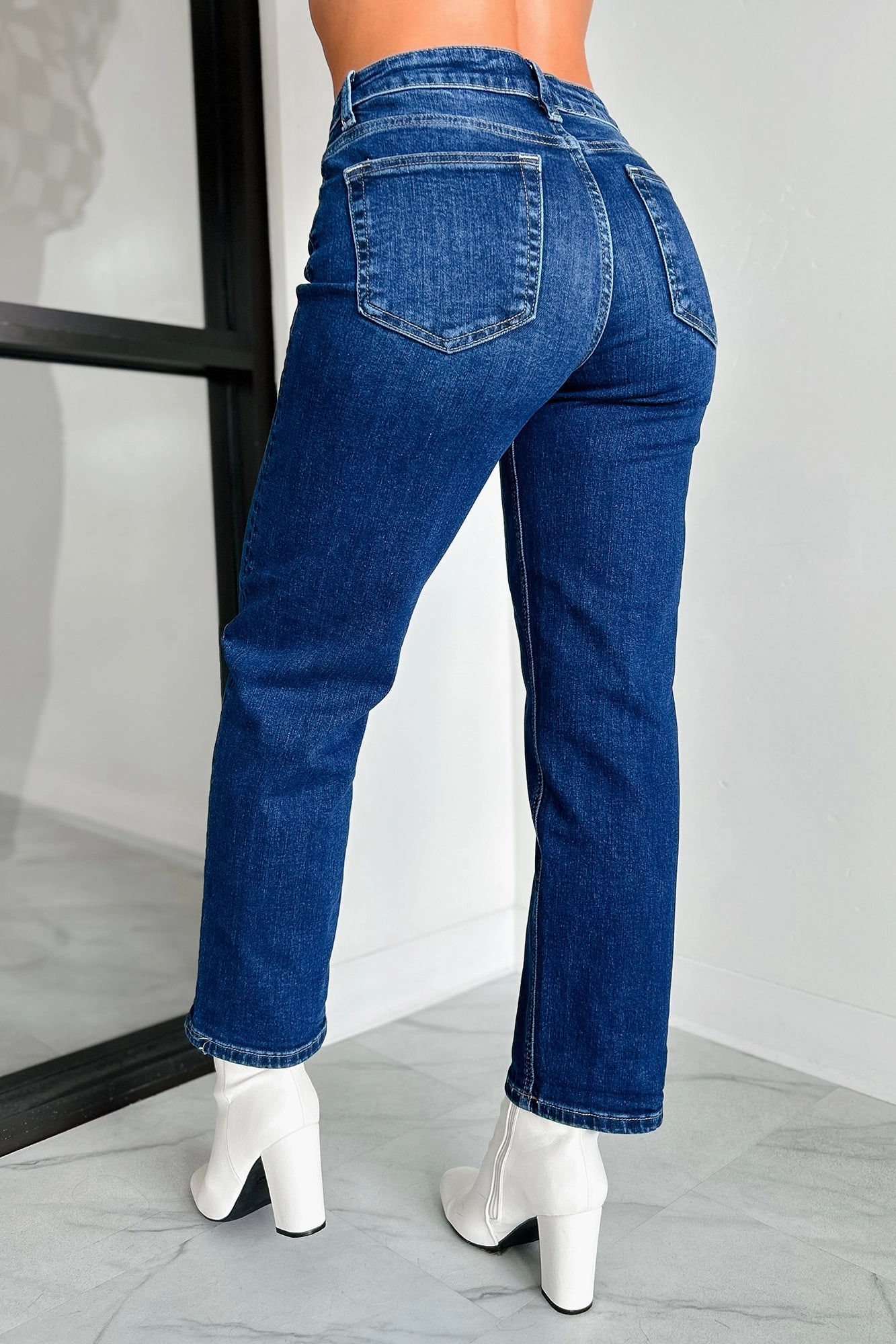 Minden High Rise Risen Boyfriend Jeans (Dark) Teen Outfit Outdoor Adventure Sunny Vibes High Quality Classic Wear Earthy