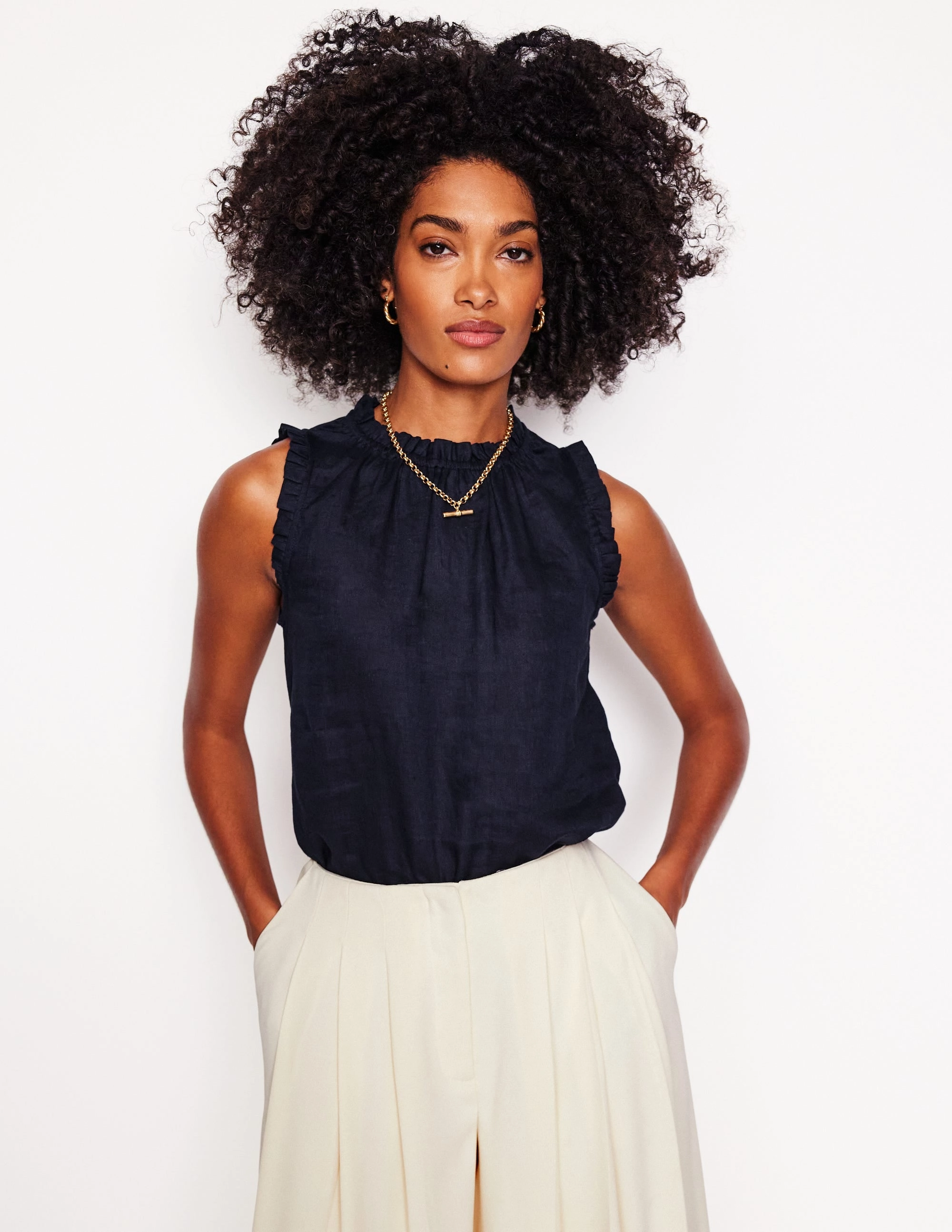 Sophie Ruffle Linen Top-Navy PunctureResistantReinforcement