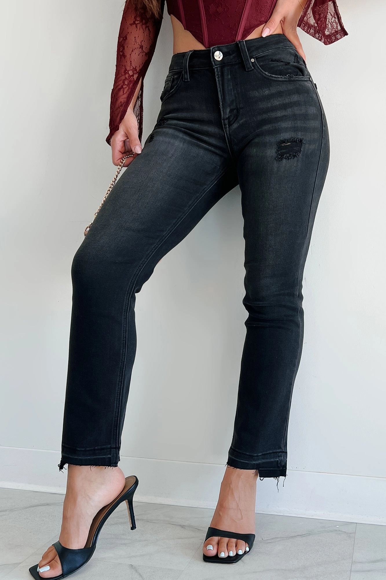 Dawes Mid Rise Uneven Hem Risen Straight Leg Jeans (Black) Simple Outfit
