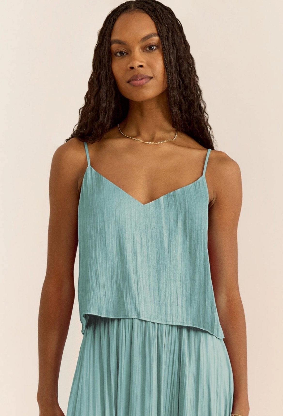 Midweight Texture ReinforcedEdges Fiore Crinkle Satin Tank in Sea Pine
