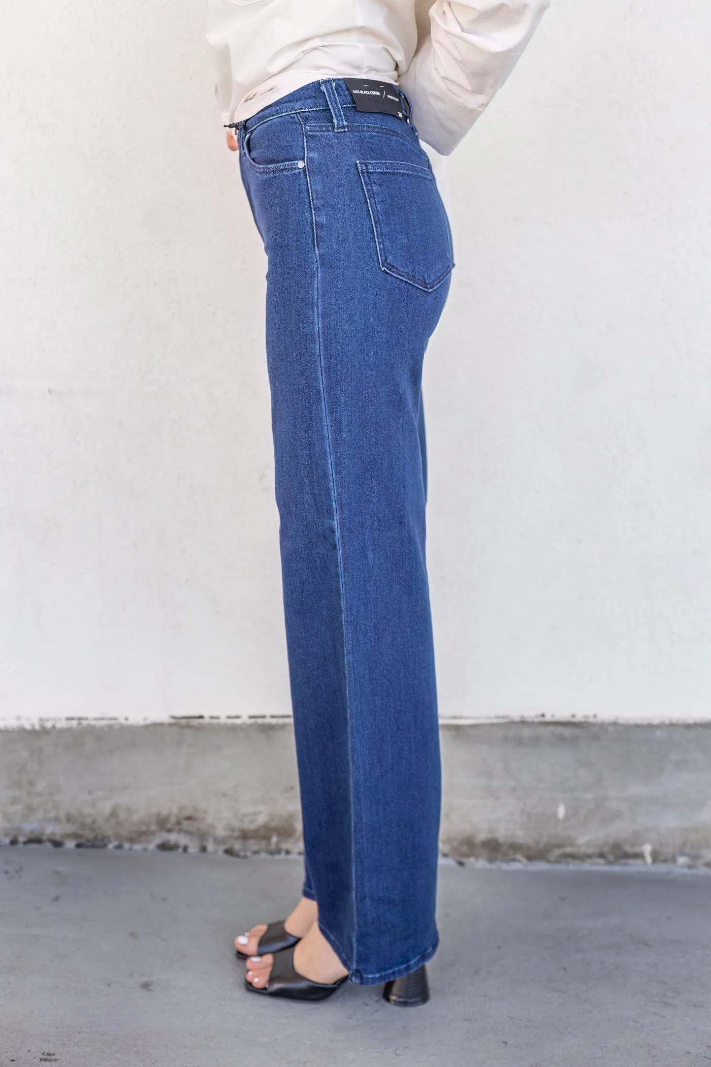 Traveler Gear Slim fresh feel VALENTINA DARK JEANS