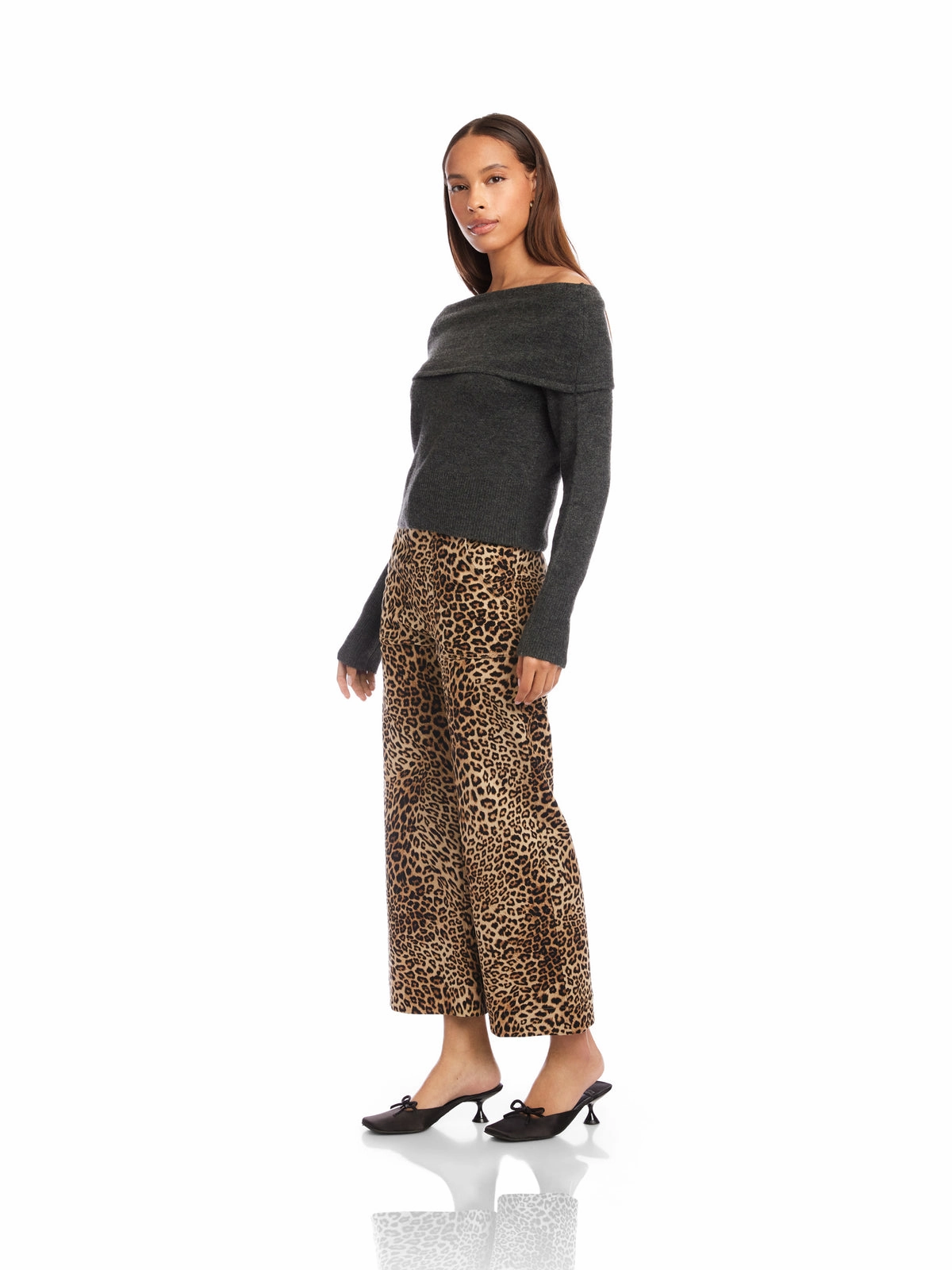 Monique Sweater in Charcoal Daily Wear