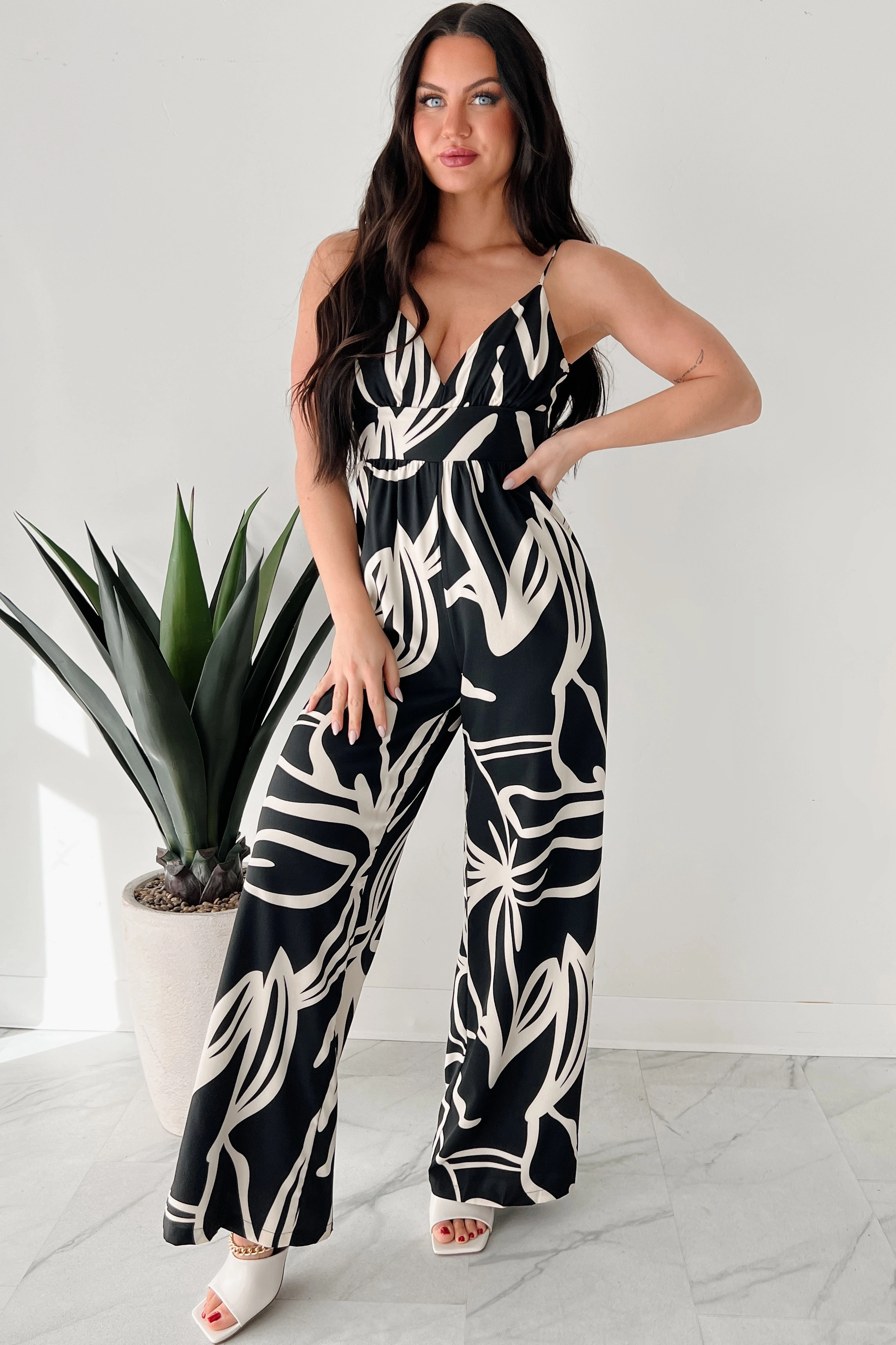 Perfect Cut Balanced Shape Born To Be Wild Printed Wide Leg Jumpsuit (Black/Ivory)