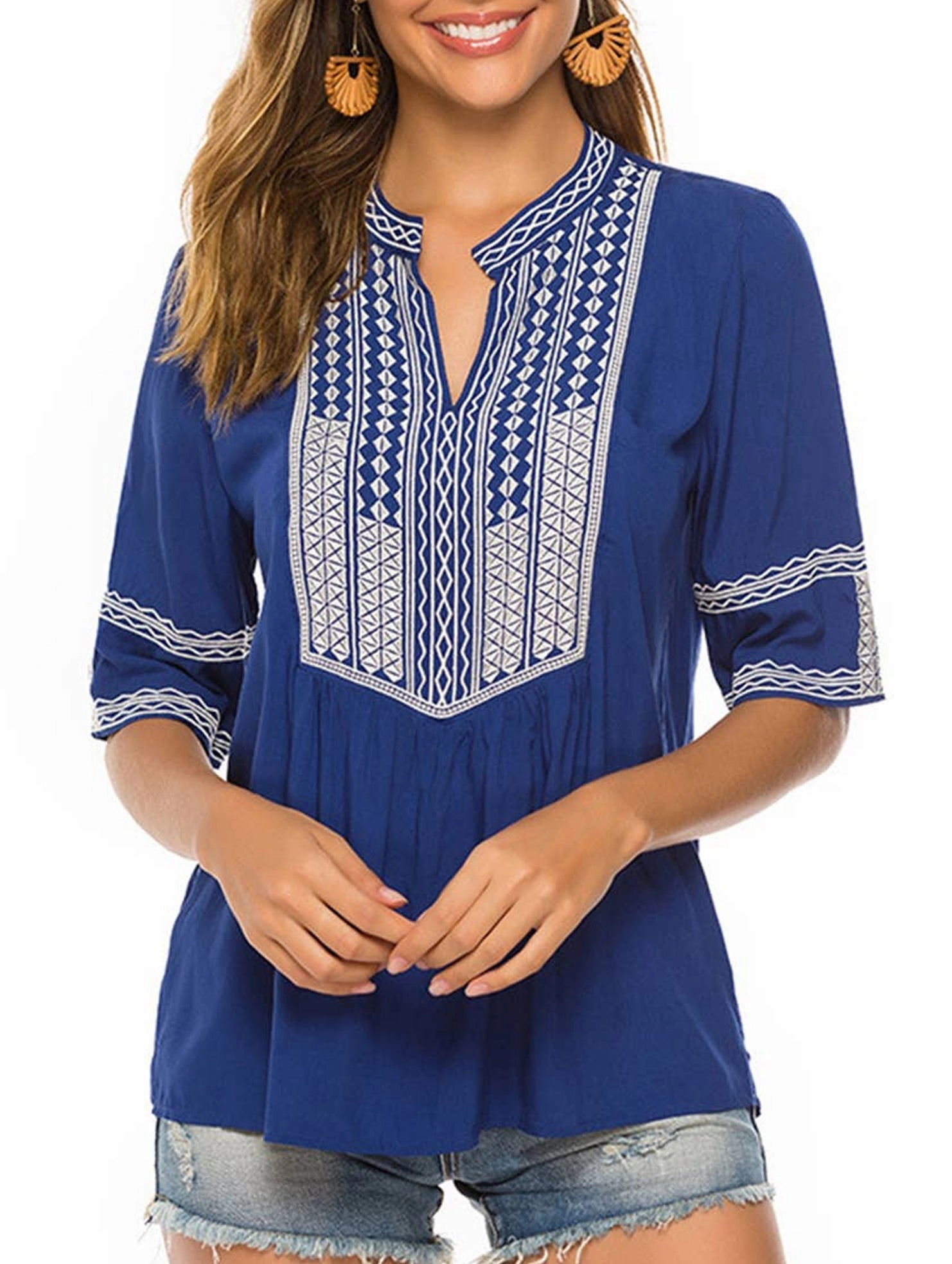 Unstructured Fit COTTON PLUS-SIZE V-NECK EMBROIDERED TOP_CWTBLS0659
