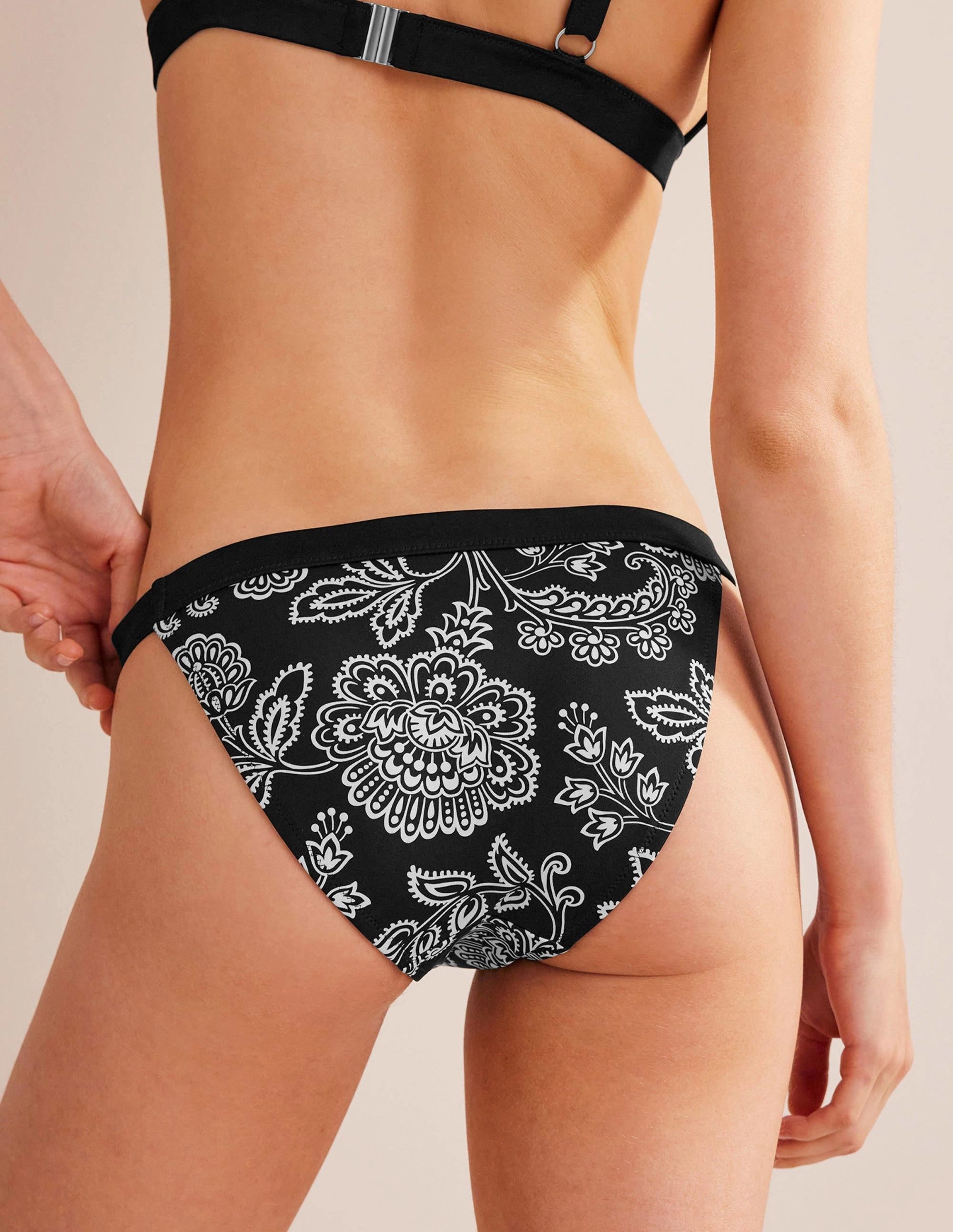 High Stretch Fabric Tanga Bikini Bottoms-Black, White Floral