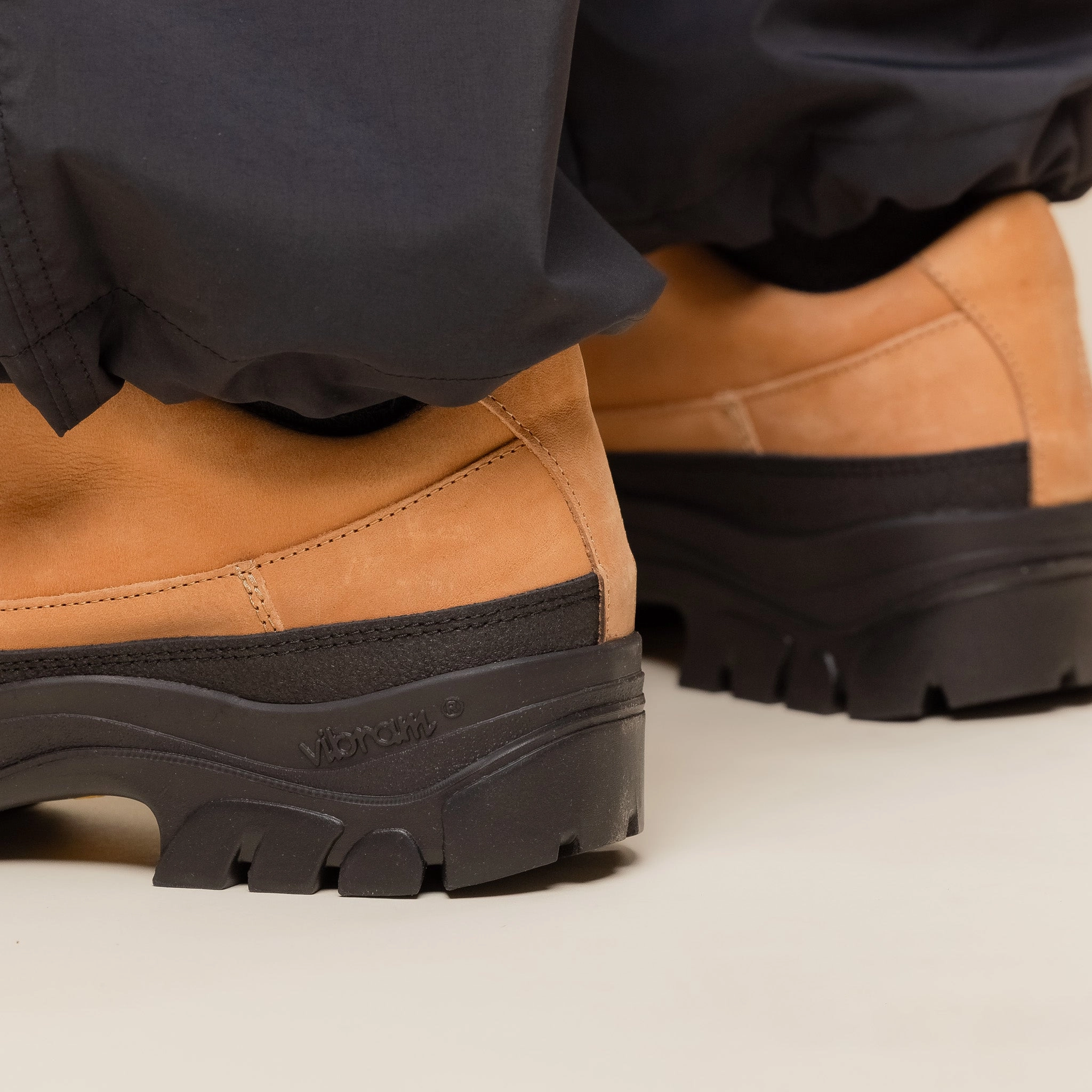 Tarvas x UOS - UOS Easy Hiker Veg Tan Leather - Natural