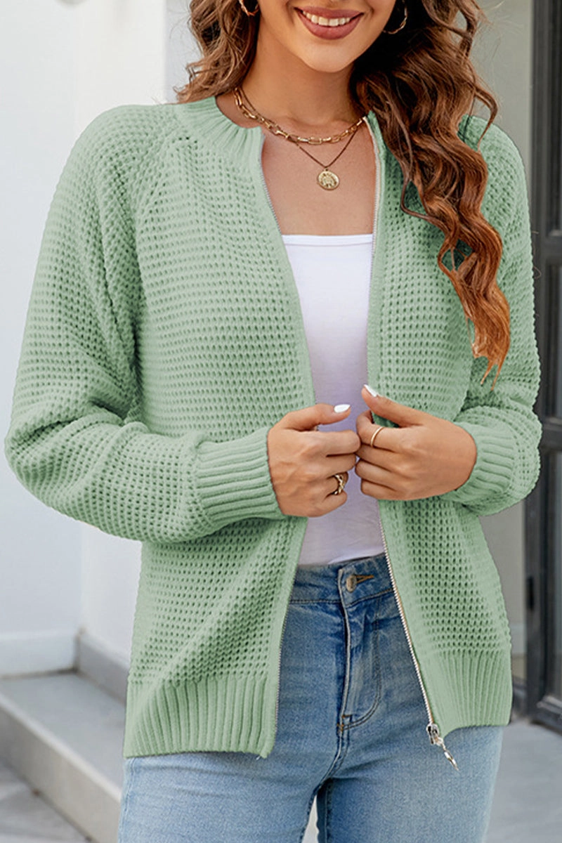 Casual Fit AdjustableCuffs WOMEN ZIP UP CLOSURE WAFFLE KNITTED LIGHT JACKET